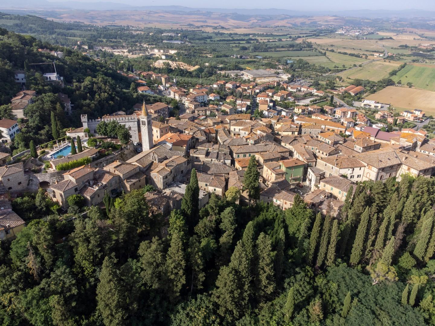 Stabile/Palazzo classe A+ a Rapolano Terme