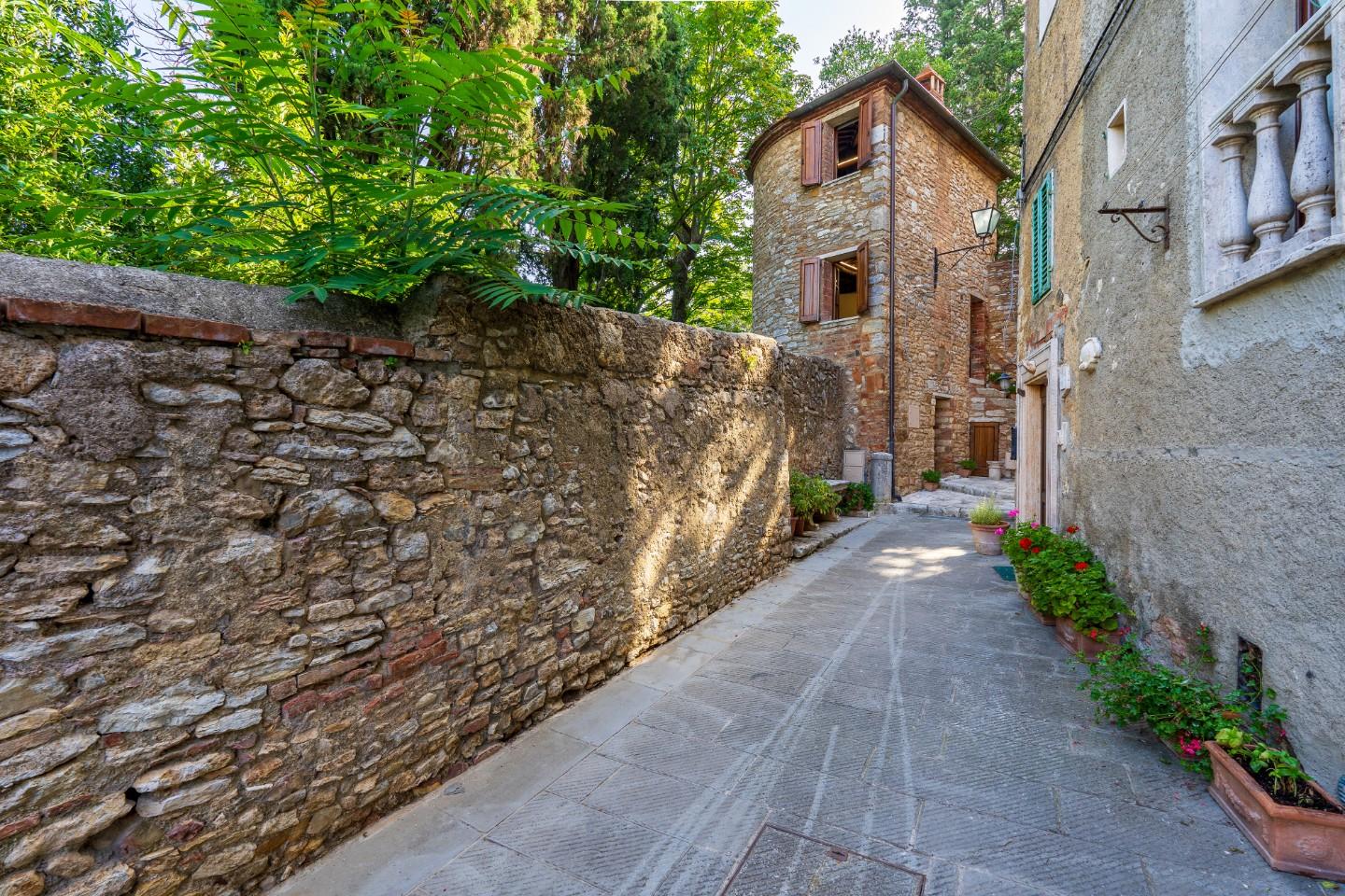 Stabile/Palazzo classe A+ a Rapolano Terme