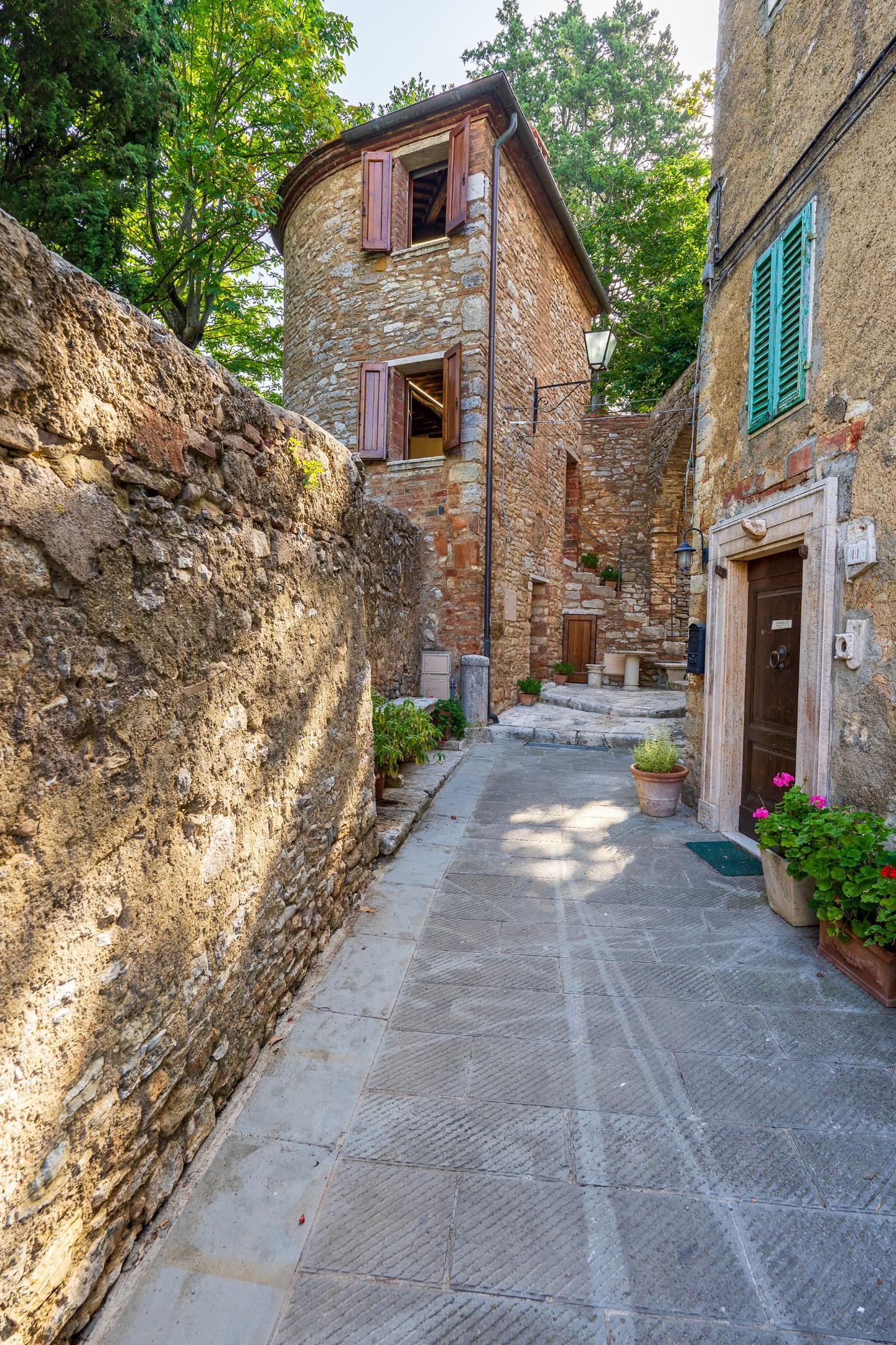 Stabile/Palazzo classe A+ a Rapolano Terme