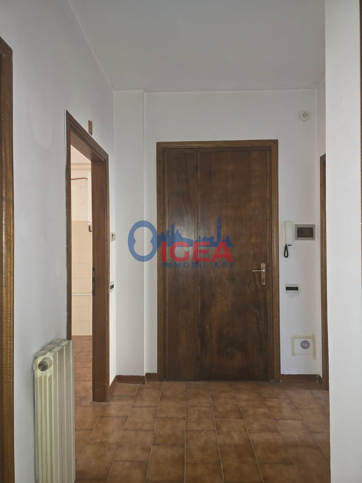 Trilocale da ristrutturare, Colle di Val d'Elsa la badia