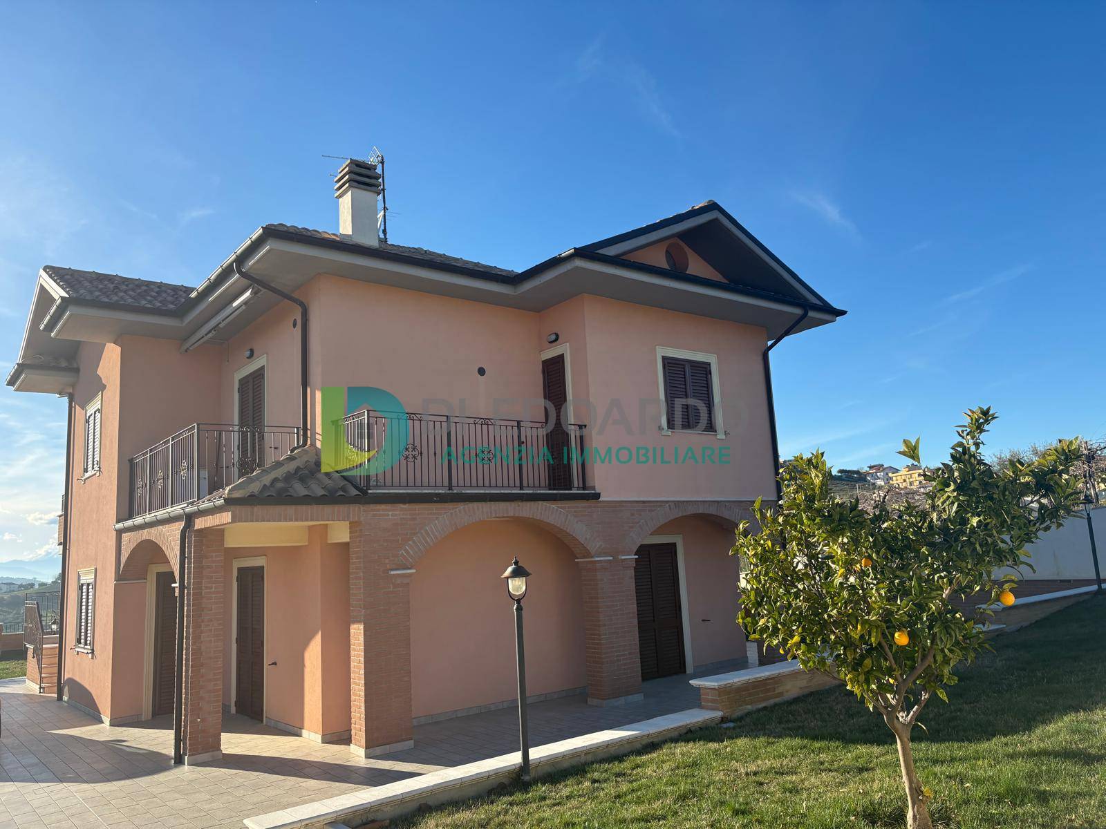 Casa singola in vendita a Colonnella