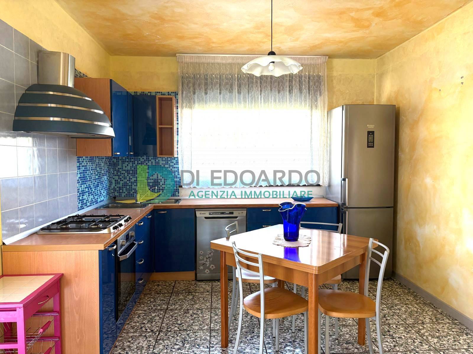 Casa singola in vendita a Martinsicuro, Villa Rosa
