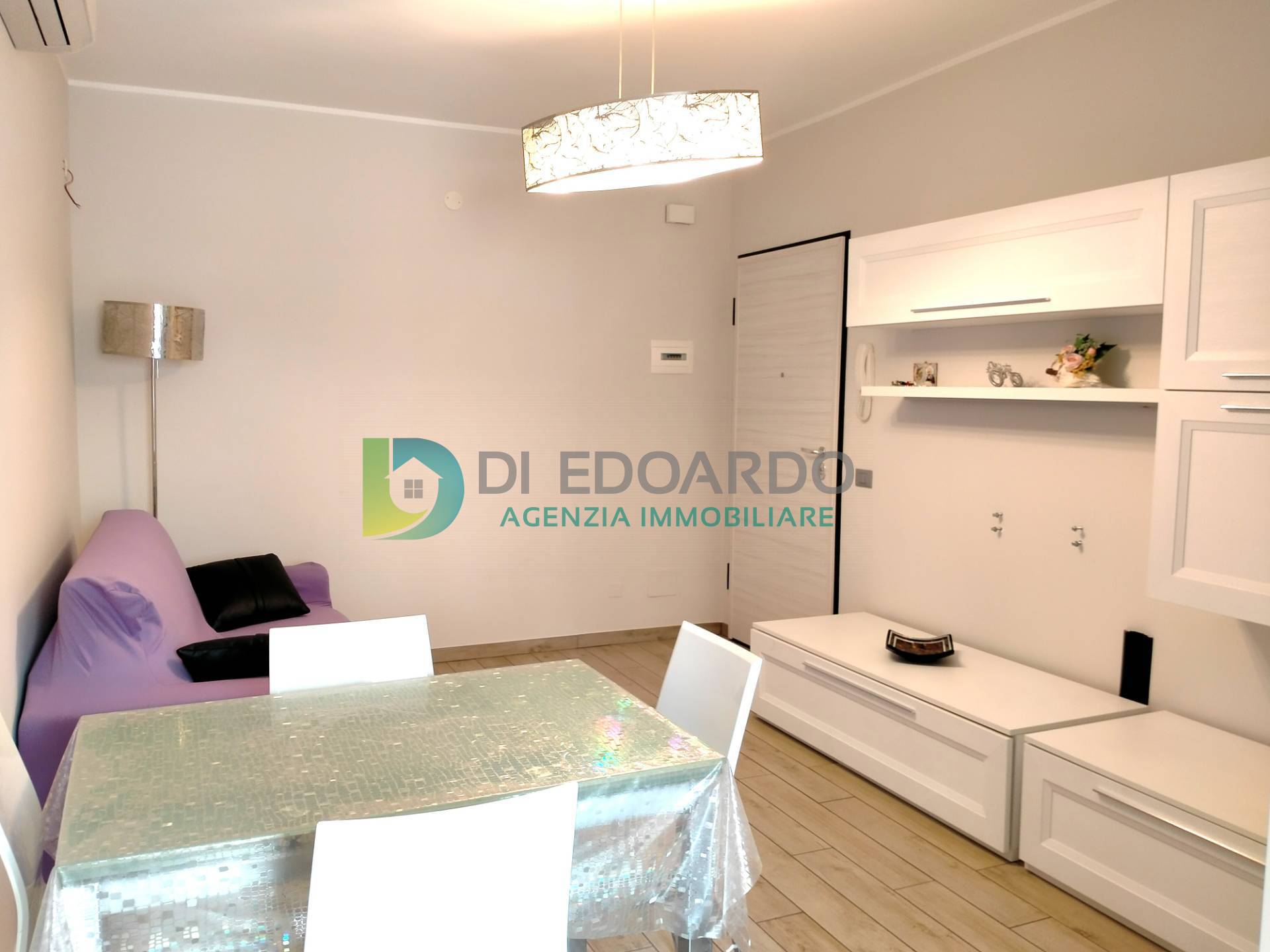 Appartamento in vendita a Martinsicuro, Villa Rosa