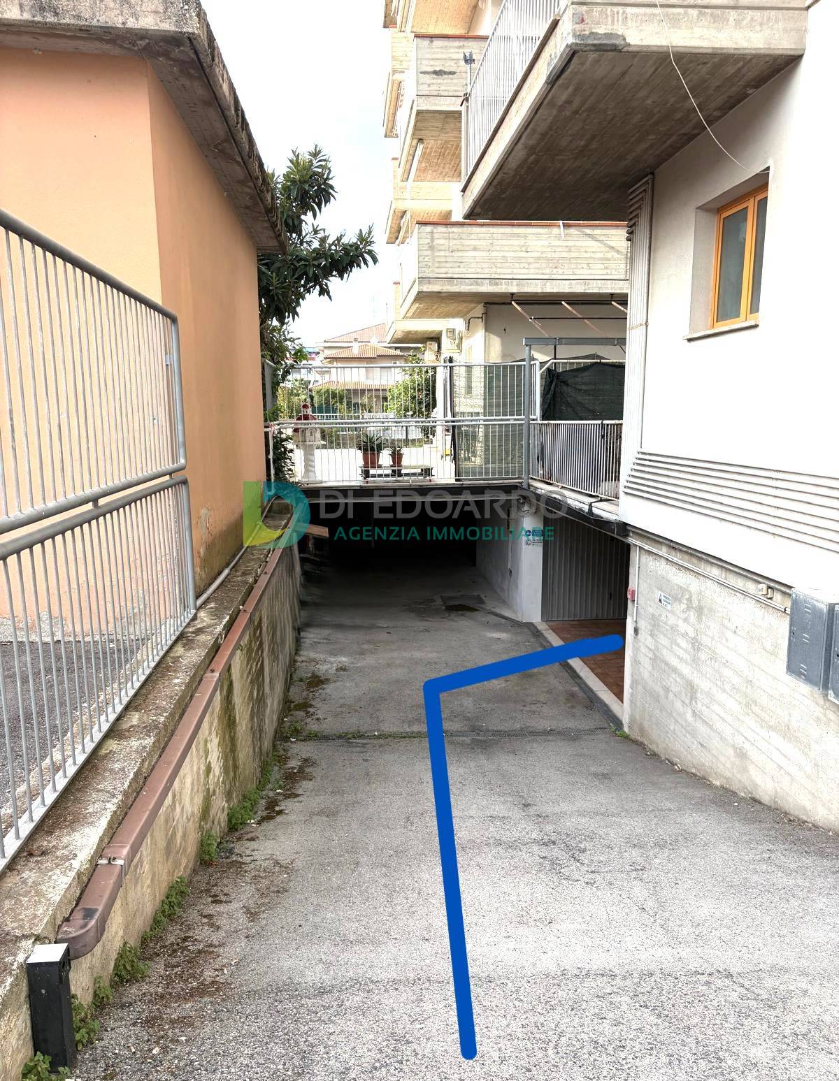 Box o garage in vendita a Martinsicuro, Zona Nord