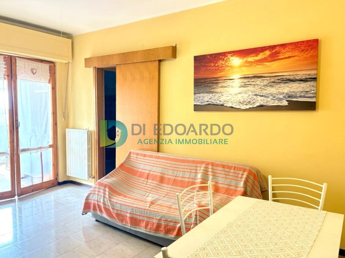 Appartamento in vendita a Martinsicuro, Villa Rosa