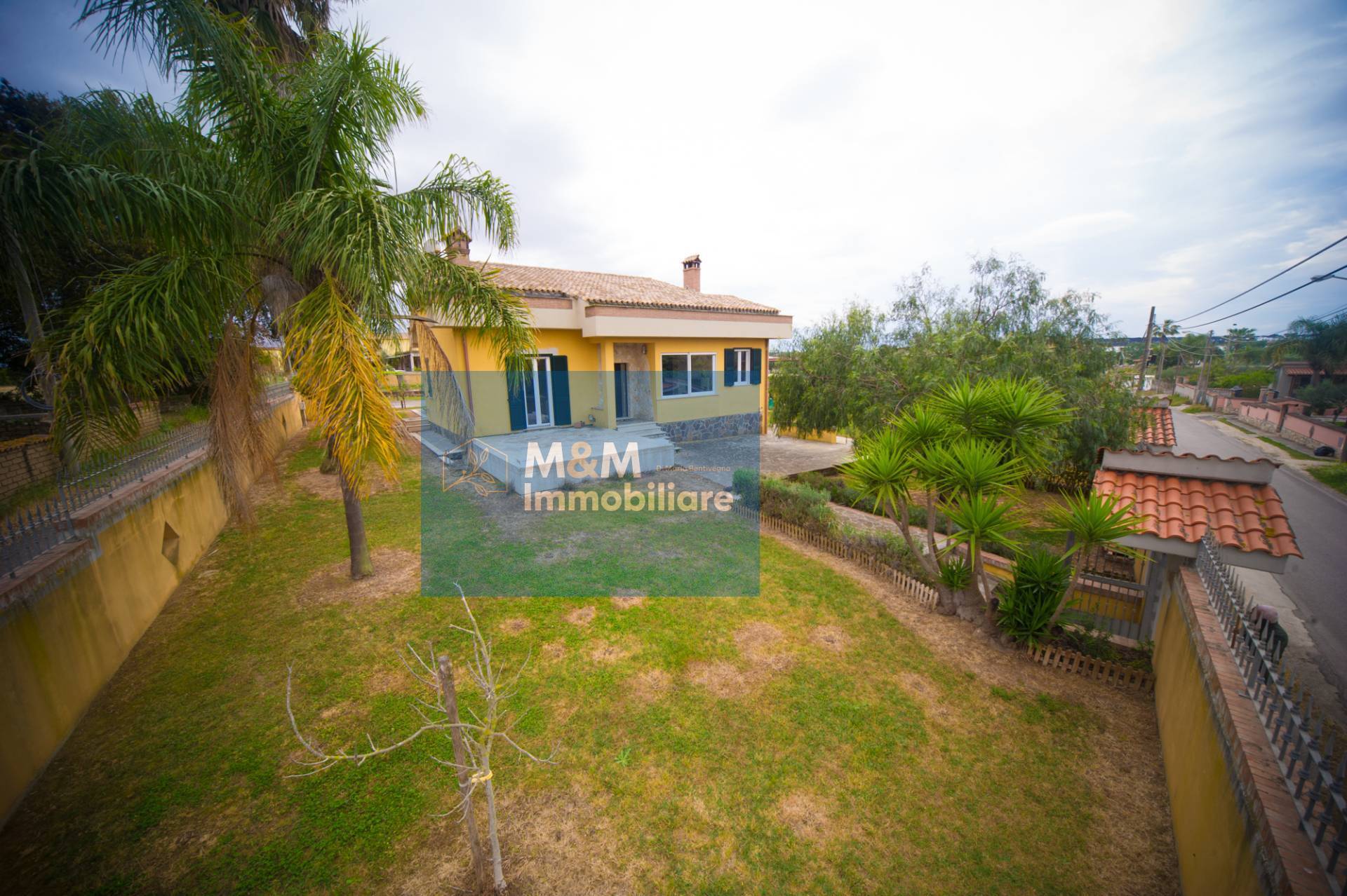 Villa in vendita a Nettuno, Piscina Cardillo