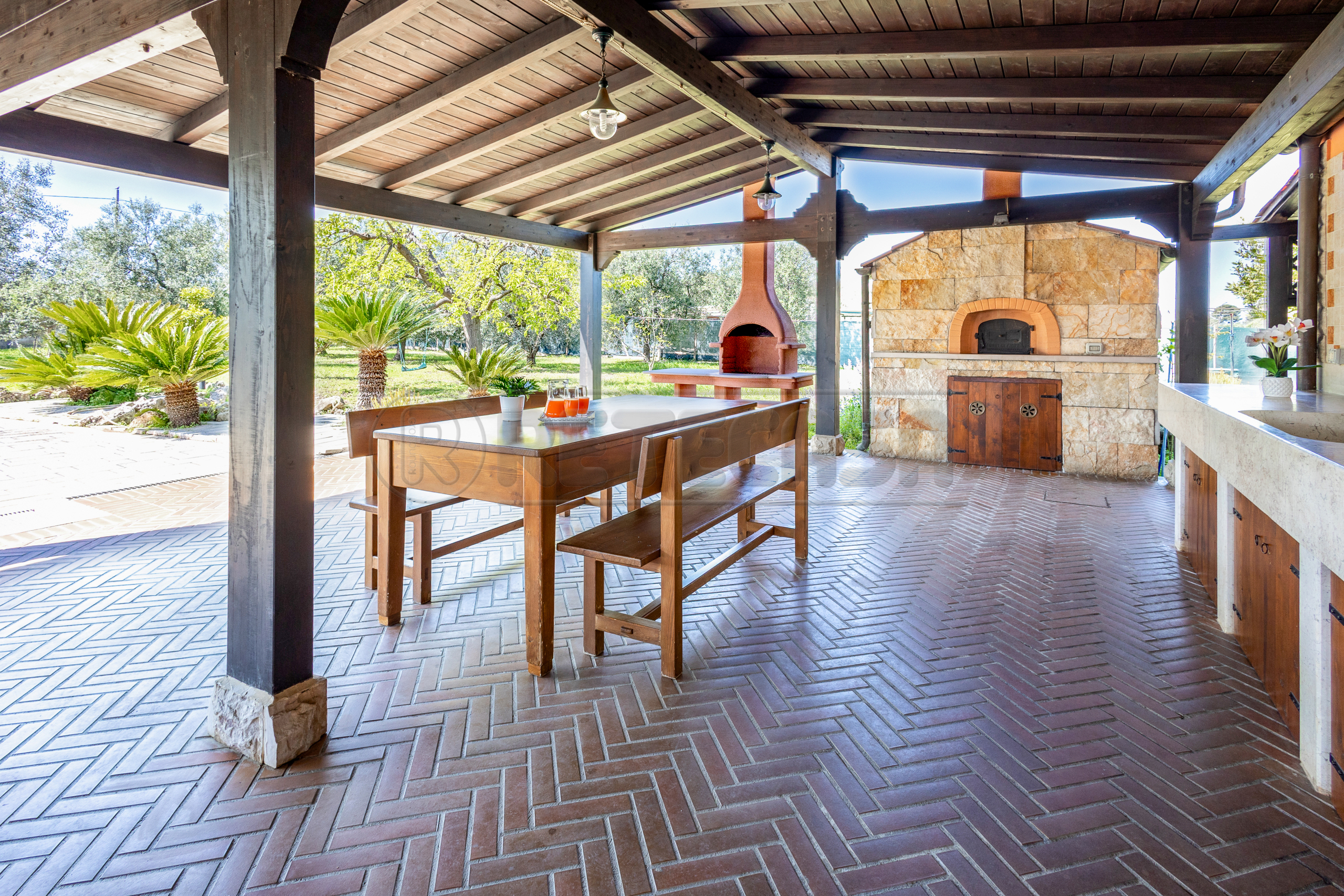 Villa con terrazzo in via crosta 9, Bisceglie