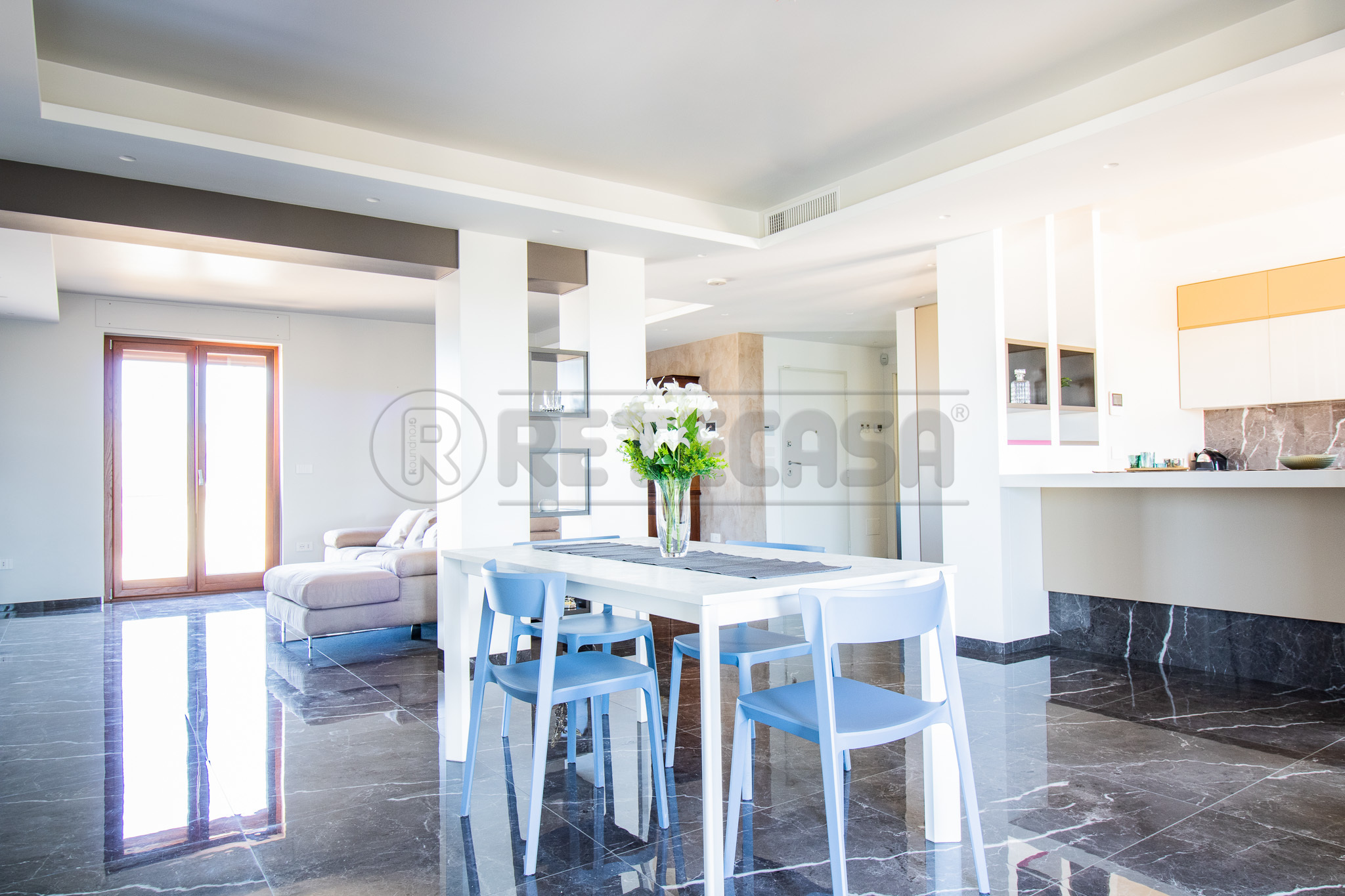 Attico con terrazzi in via vecchia corato 119/i, Bisceglie