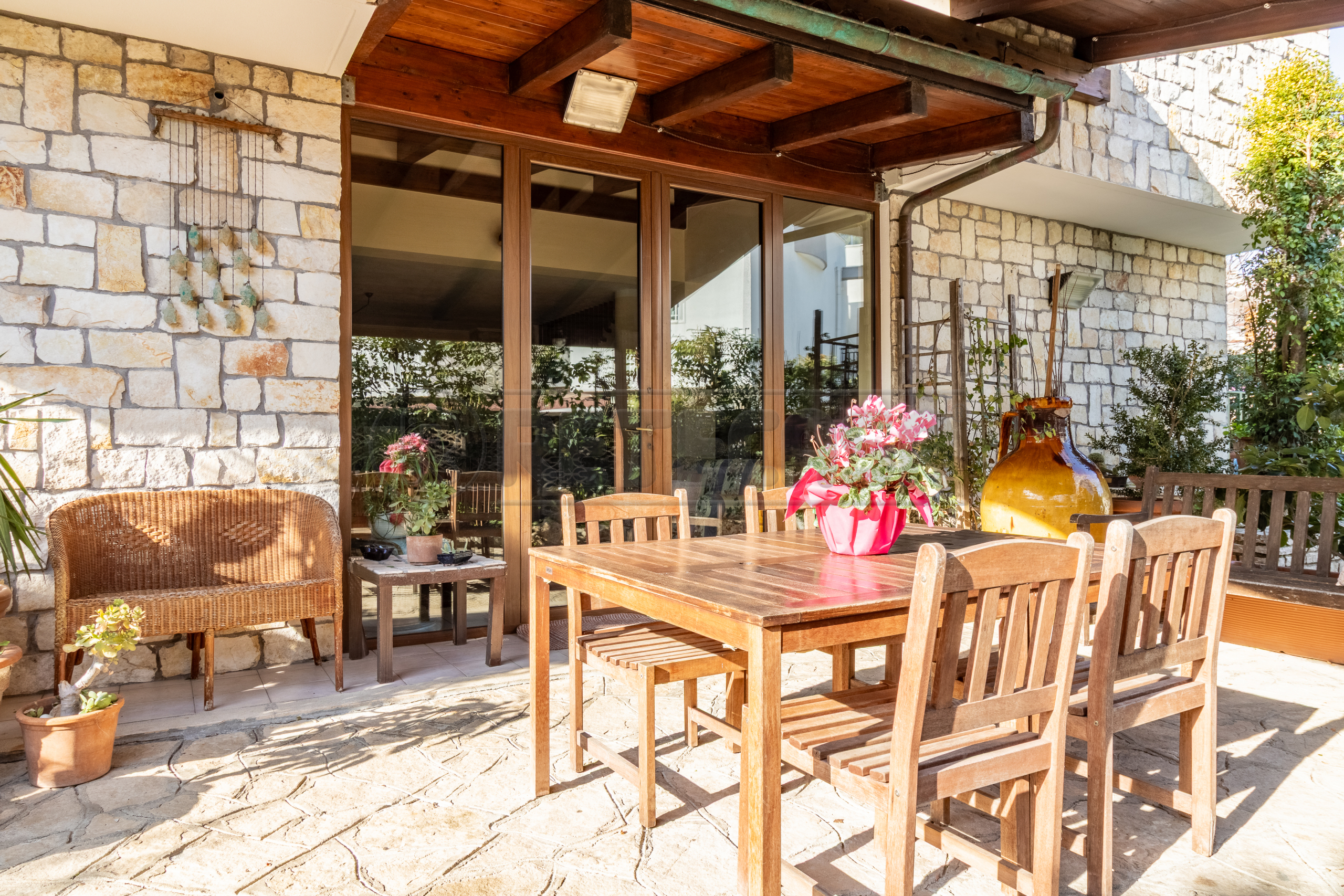 Casa indipendente con giardino in via mediterraneo 8, Bisceglie