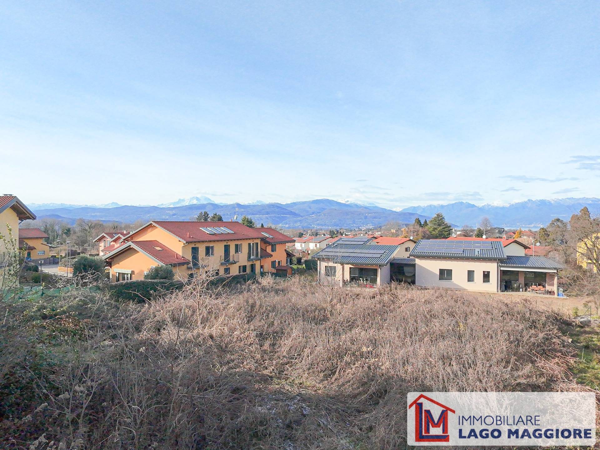 Terreno edificabile in vendita a Cadrezzate con Osmate