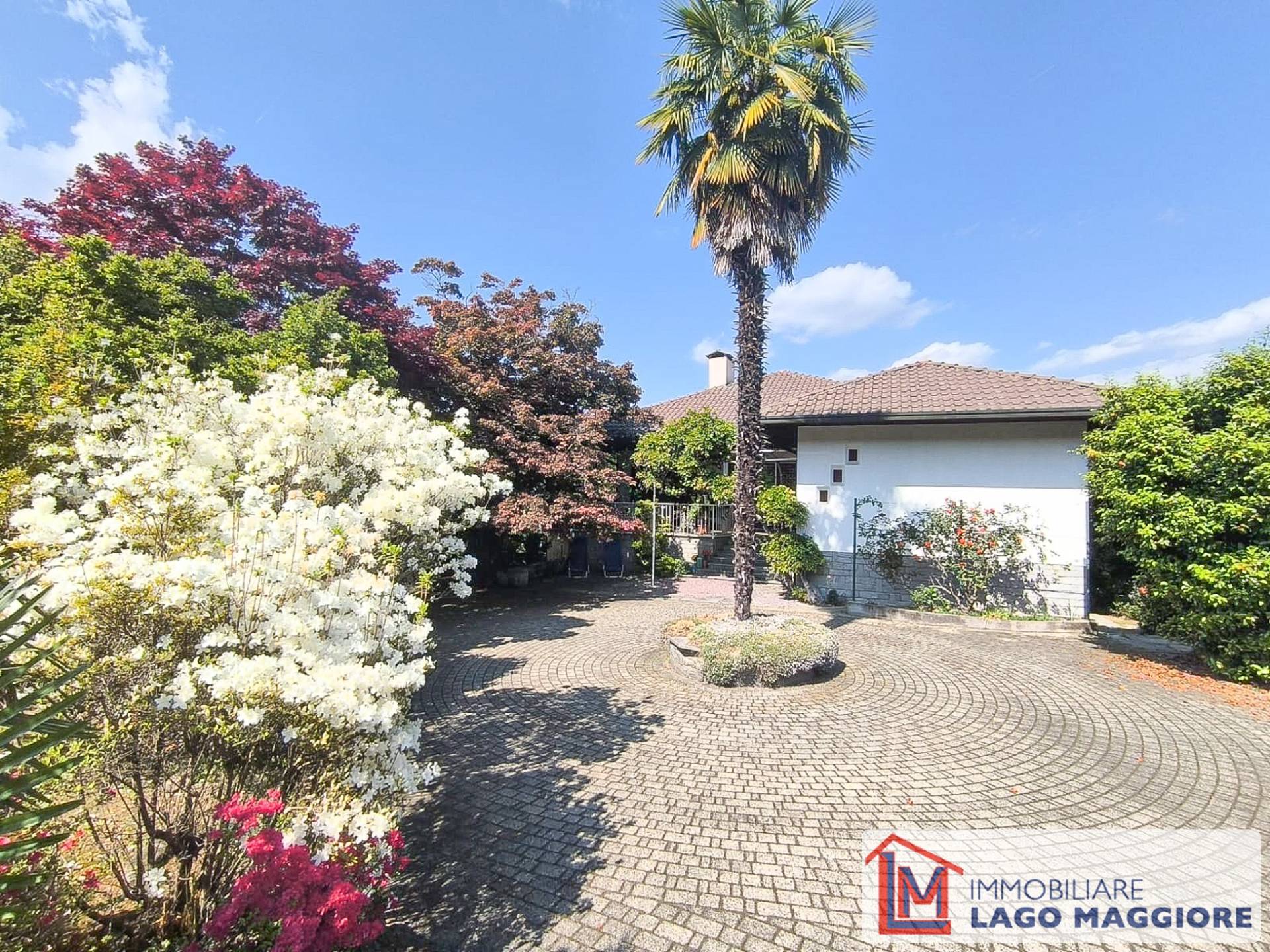 Villa in vendita a Ranco