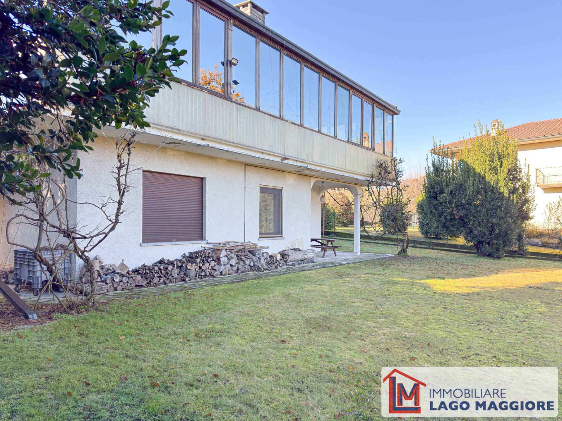 Villa in vendita a Ranco