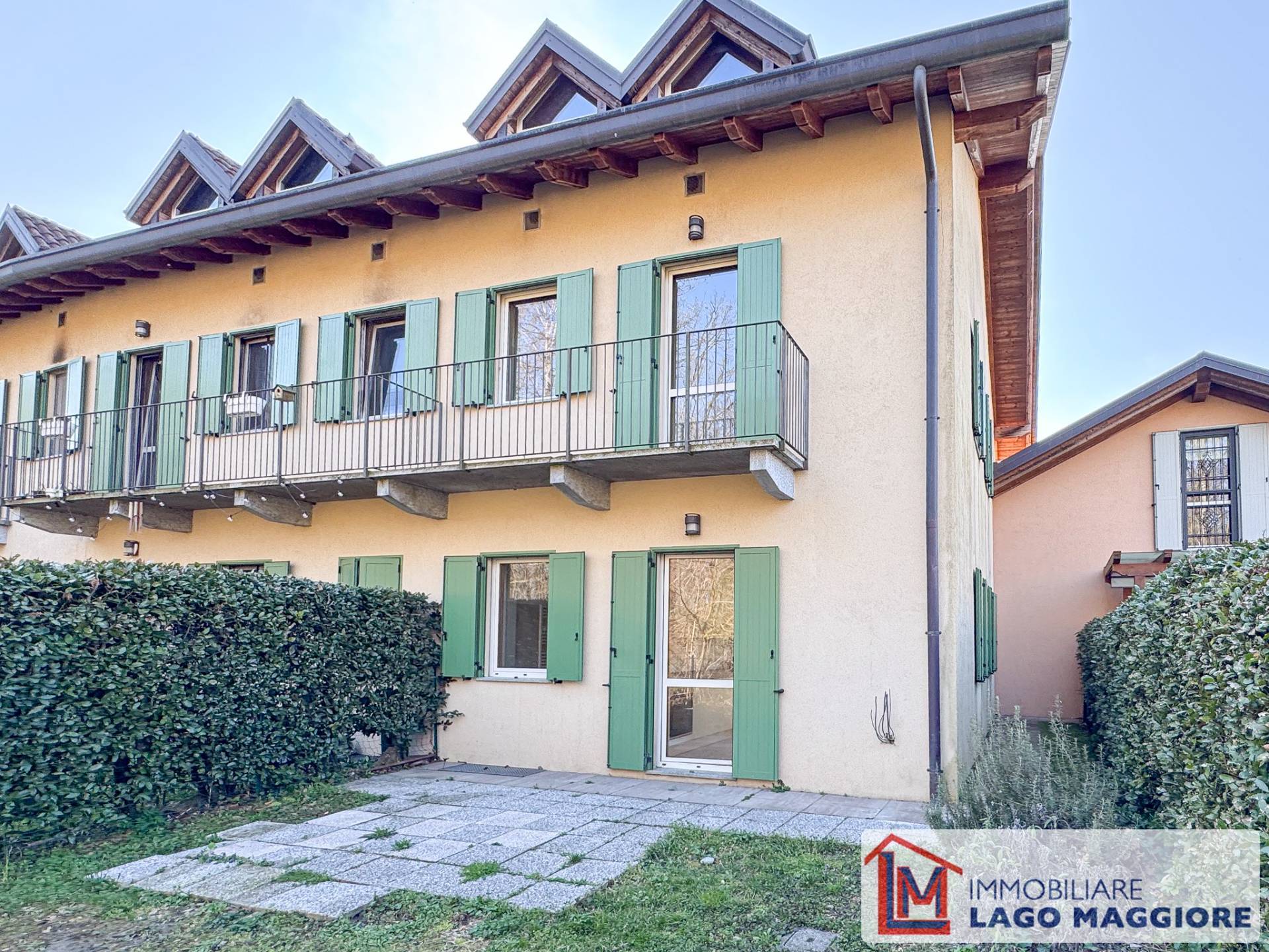 Villetta a schiera in vendita a Ispra