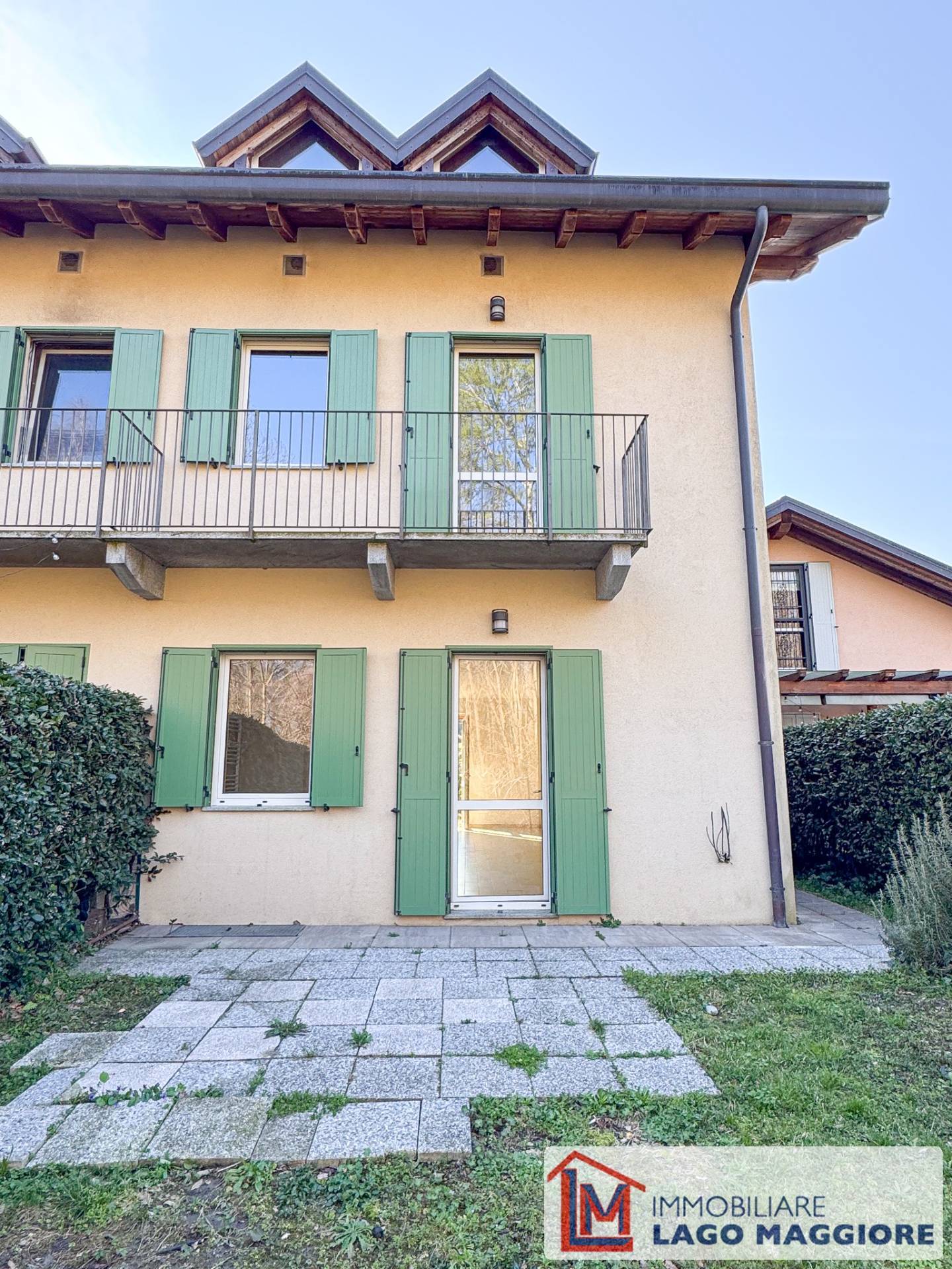 Villetta a schiera in vendita a Ispra