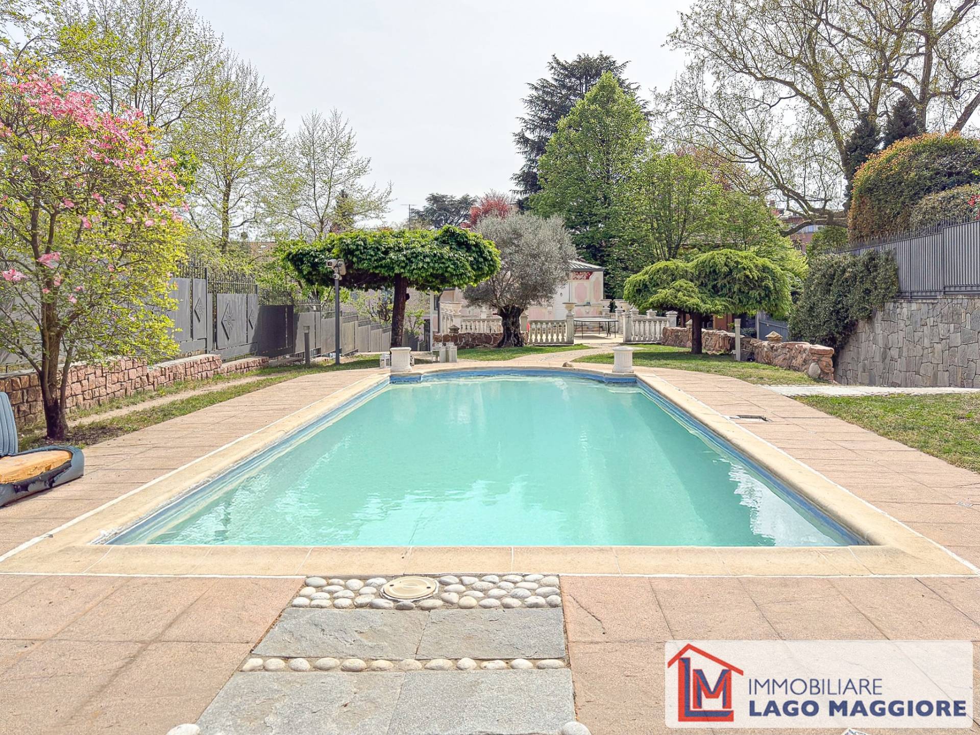 Villa in vendita a Varese, Centro