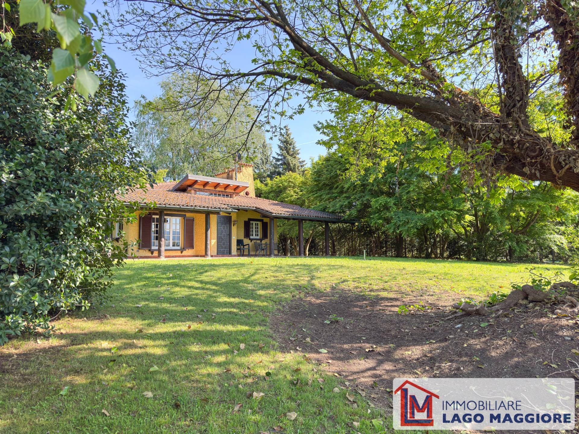 Villa in affitto a Ispra