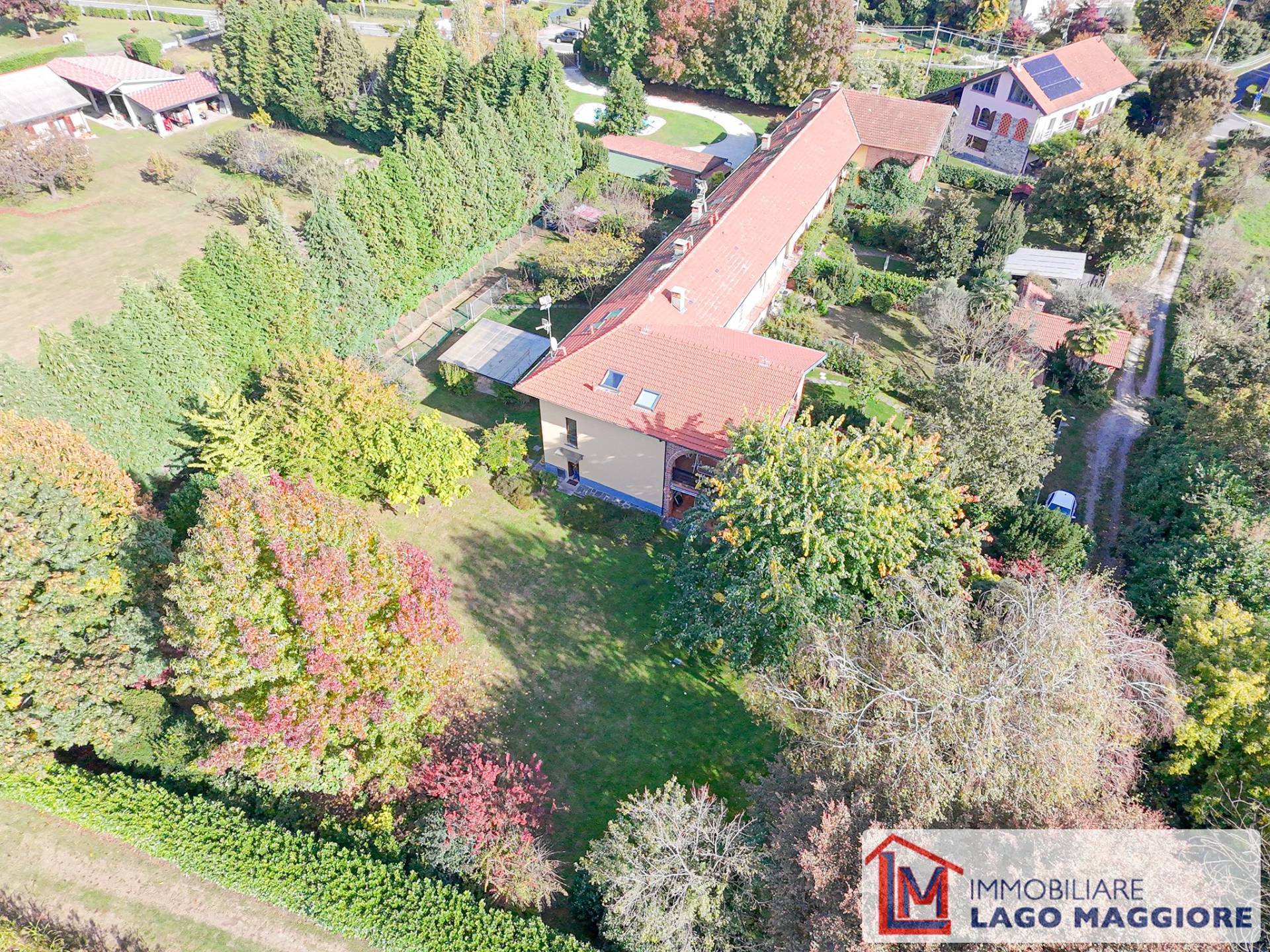 Villa in vendita a Ispra