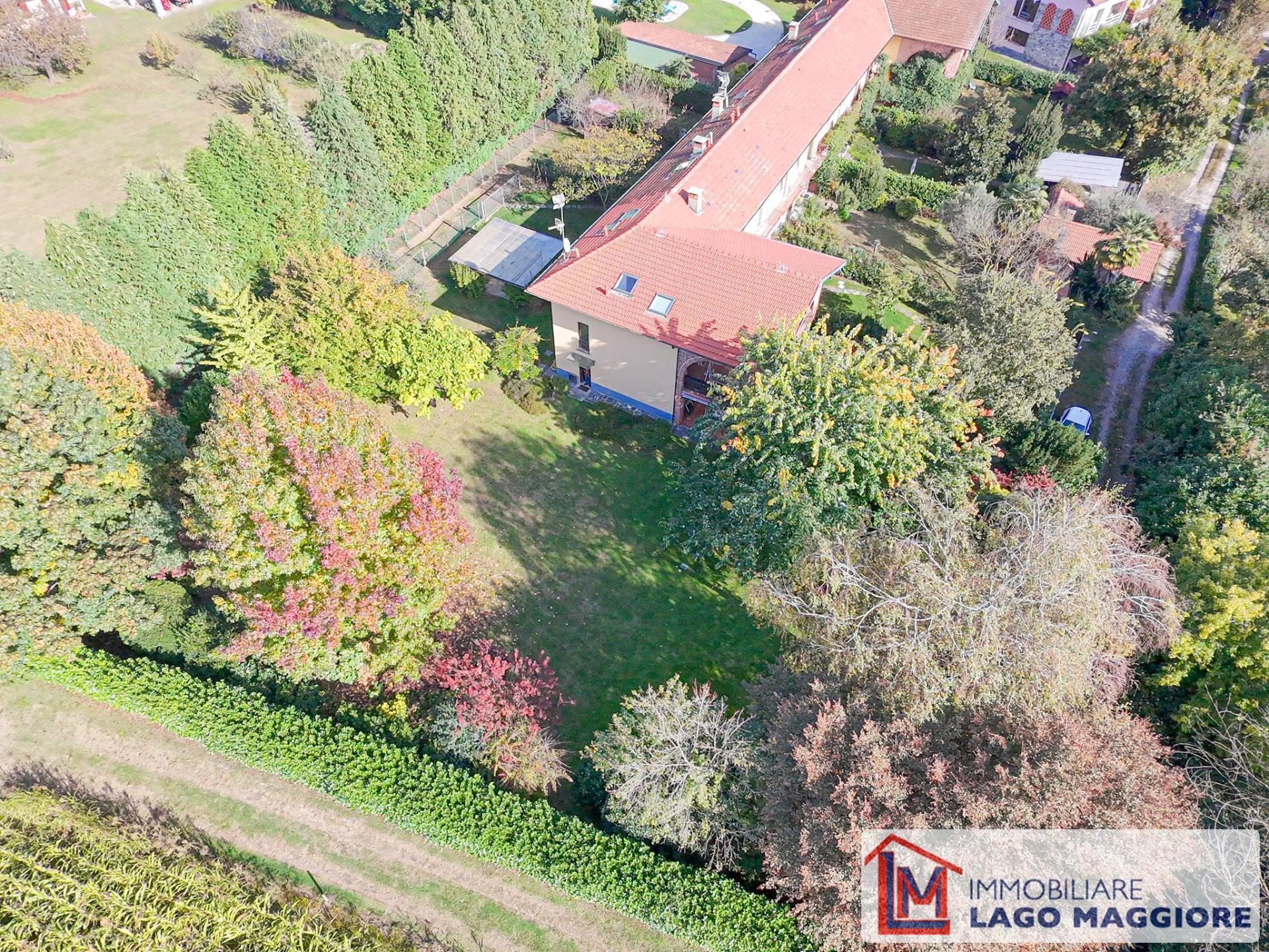Villa in vendita a Ispra