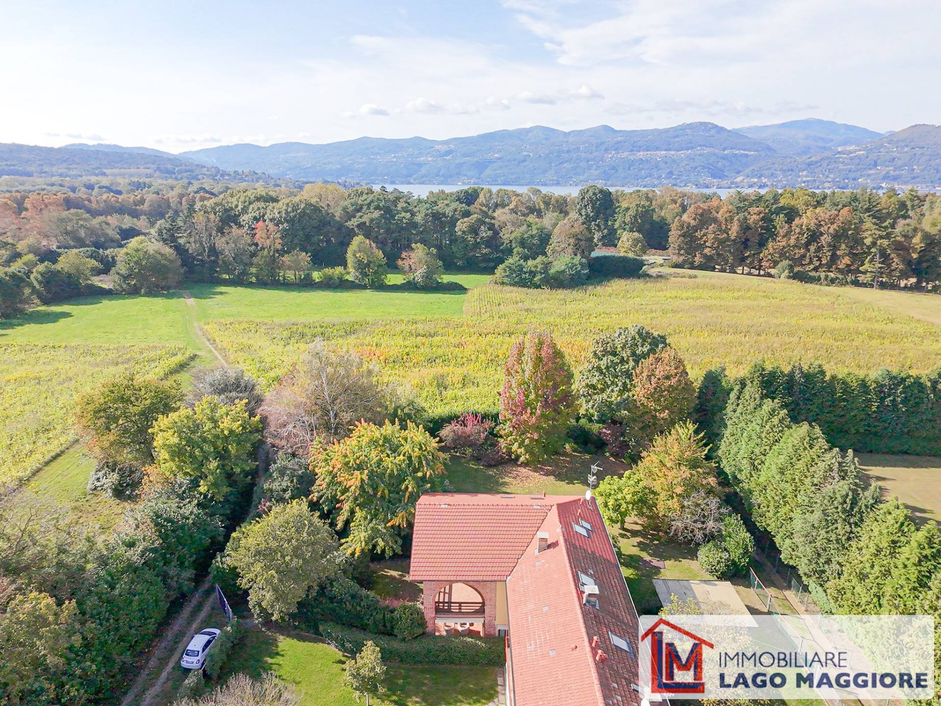 Villa in vendita a Ispra