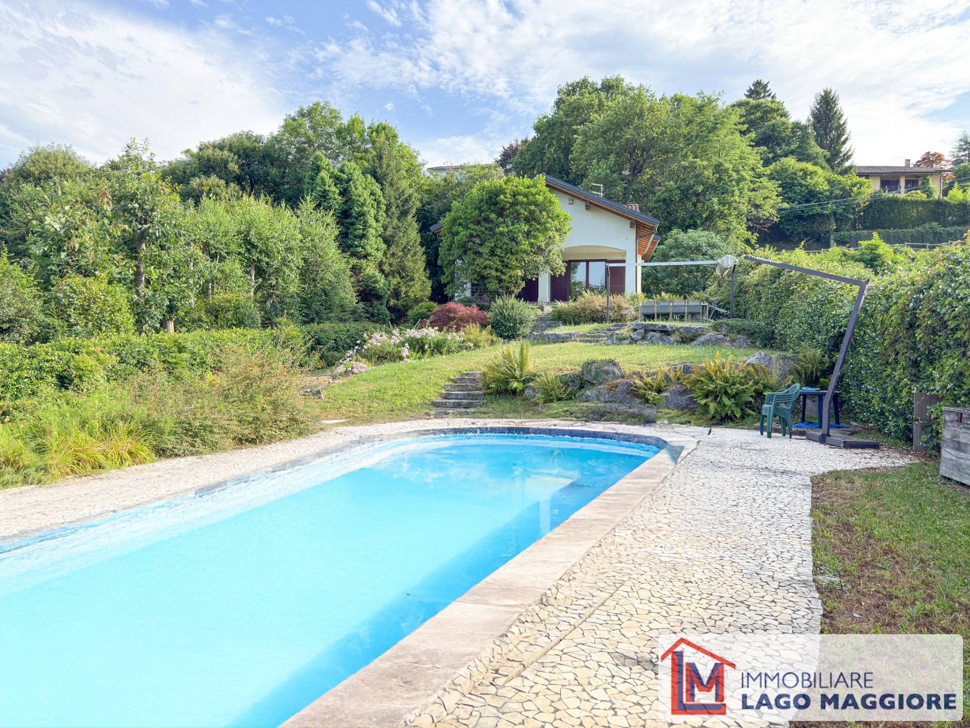 Villa in vendita a Ranco, Sass Cavalasc