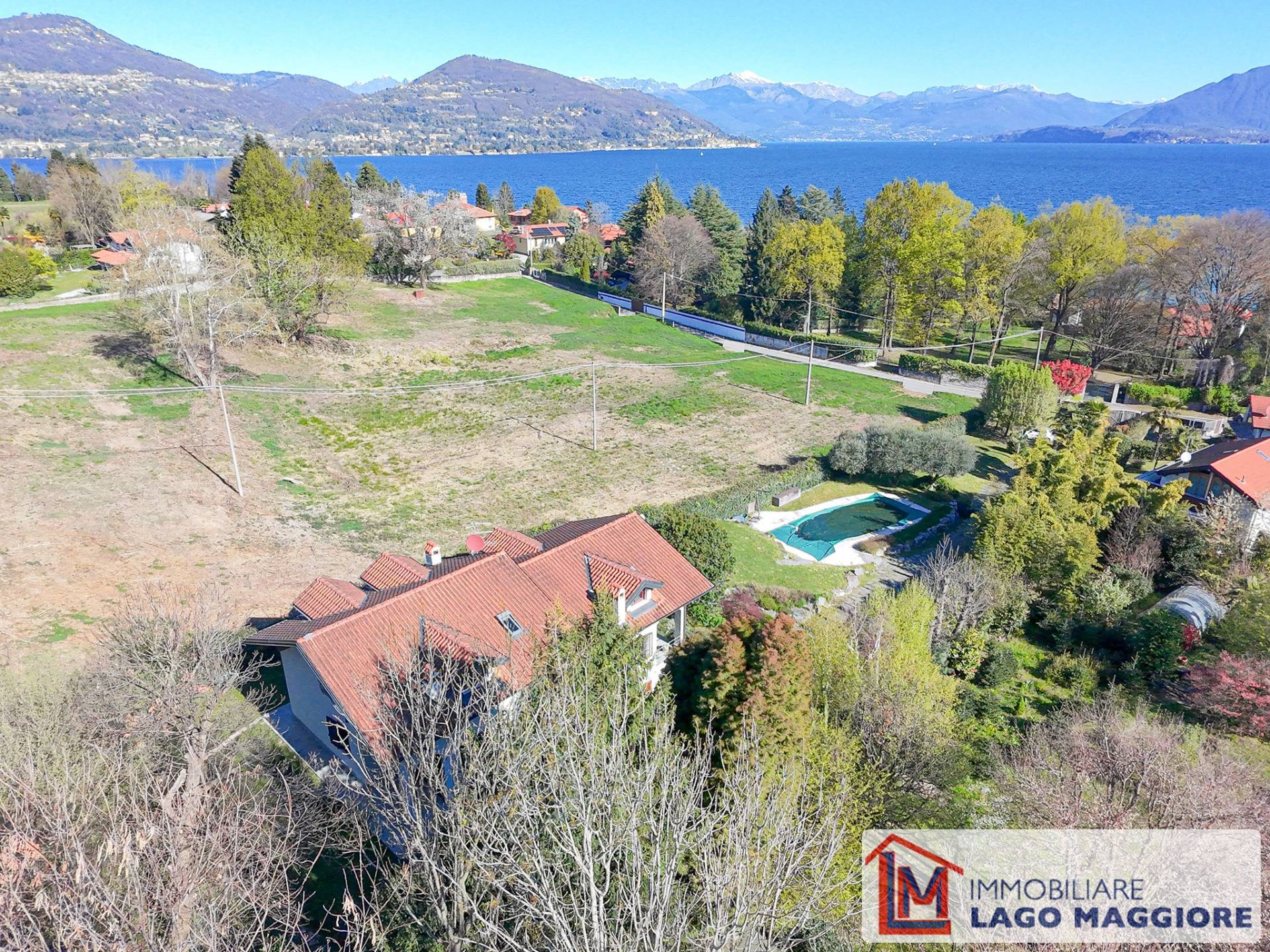 Villa in vendita a Ranco, Sass Cavalasc