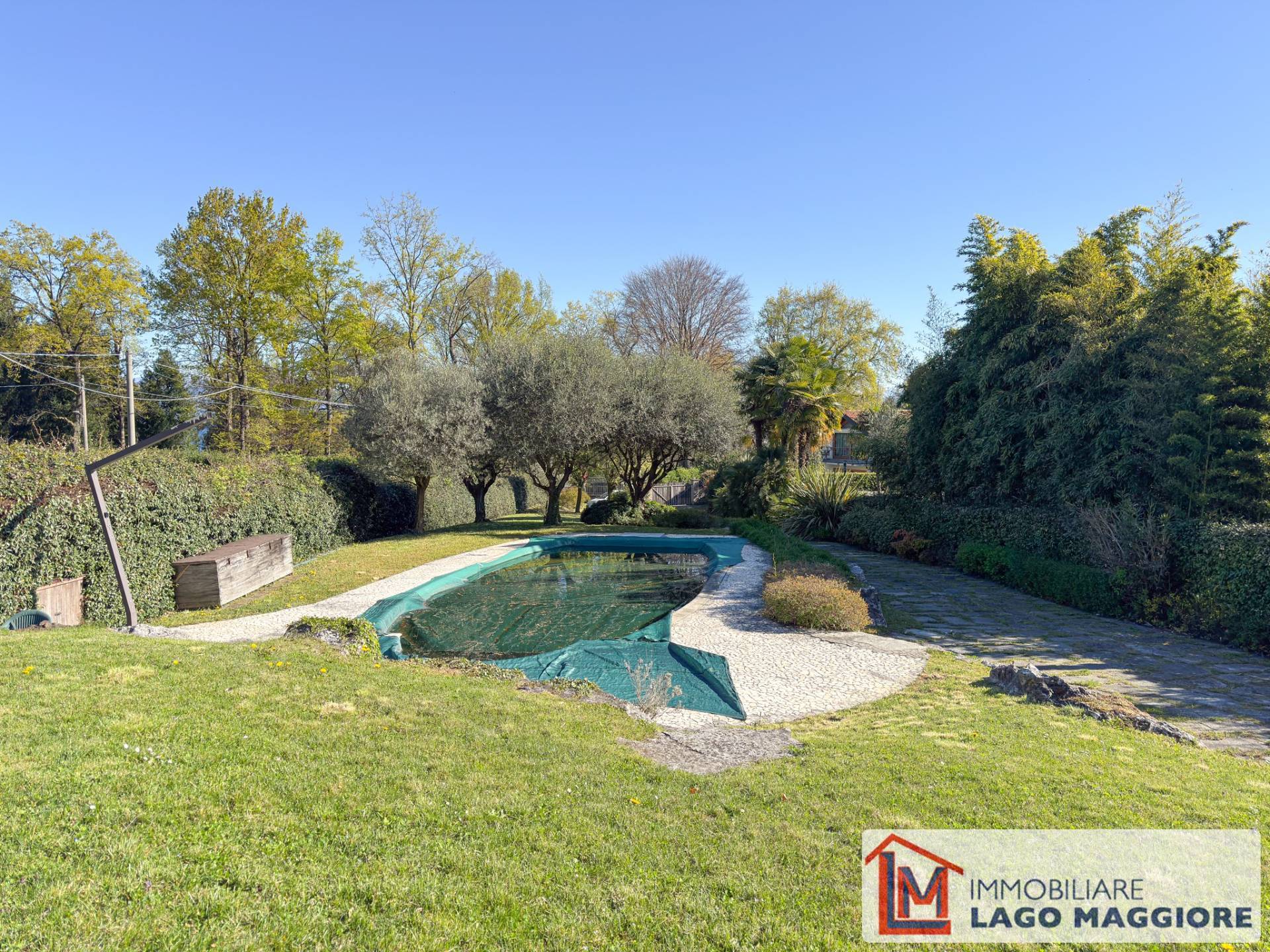 Villa in vendita a Ranco, Sass Cavalasc
