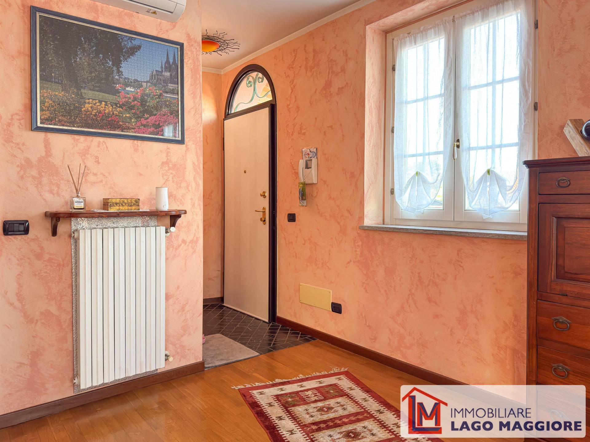 Appartamento in vendita a Travedona-Monate