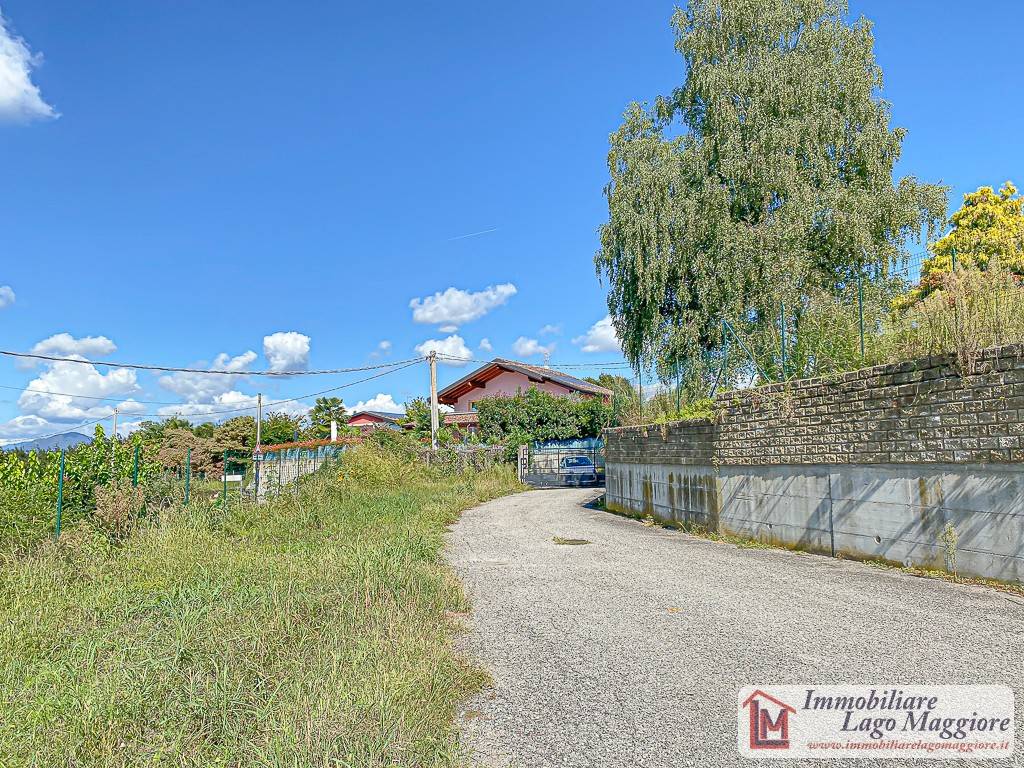 Terreno edificabile in vendita a Cadrezzate con Osmate
