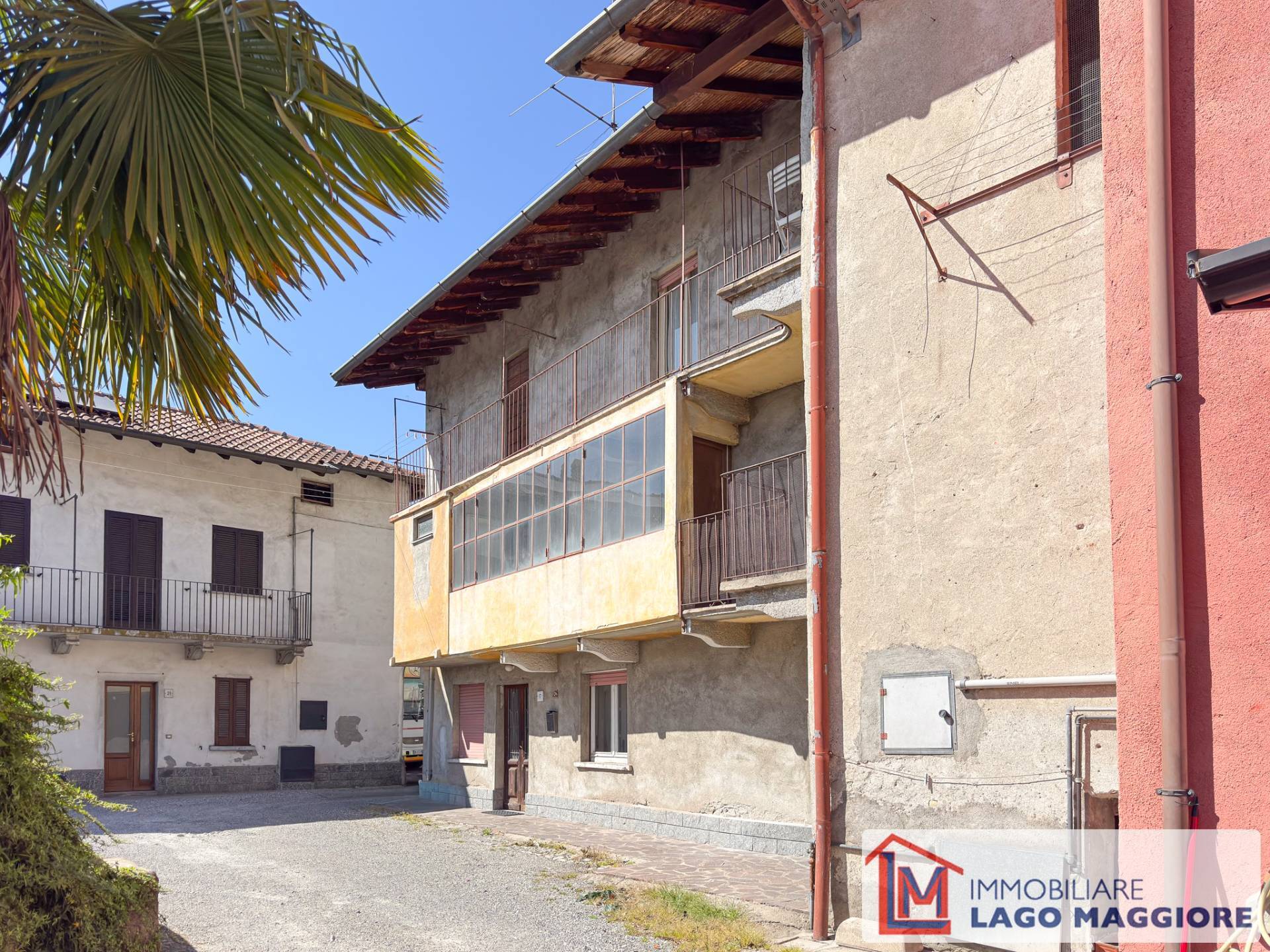 Stabile/Palazzo in vendita a Brebbia