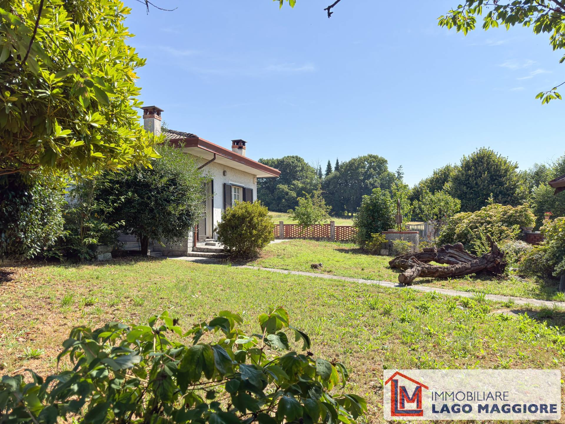 Villa in vendita a Ispra