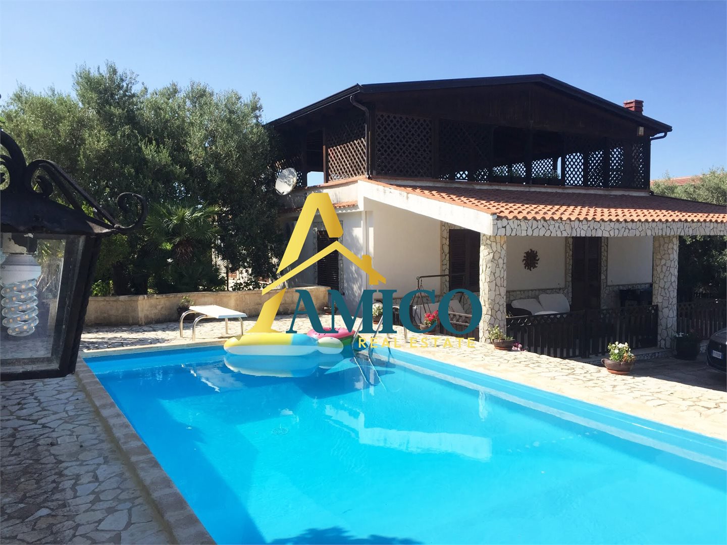 Villa in vendita a Altavilla Milicia