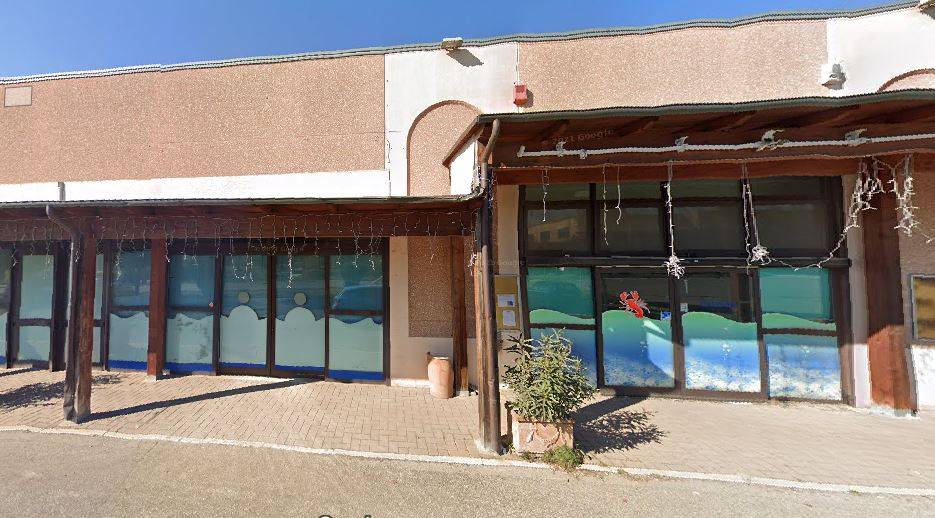 Locale commerciale in vendita a Collazzone, Collepepe