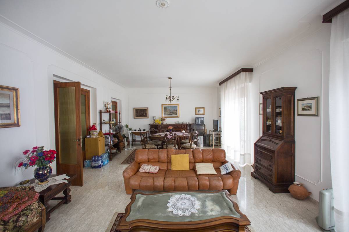 Appartamento in vendita a Marsciano, Centro