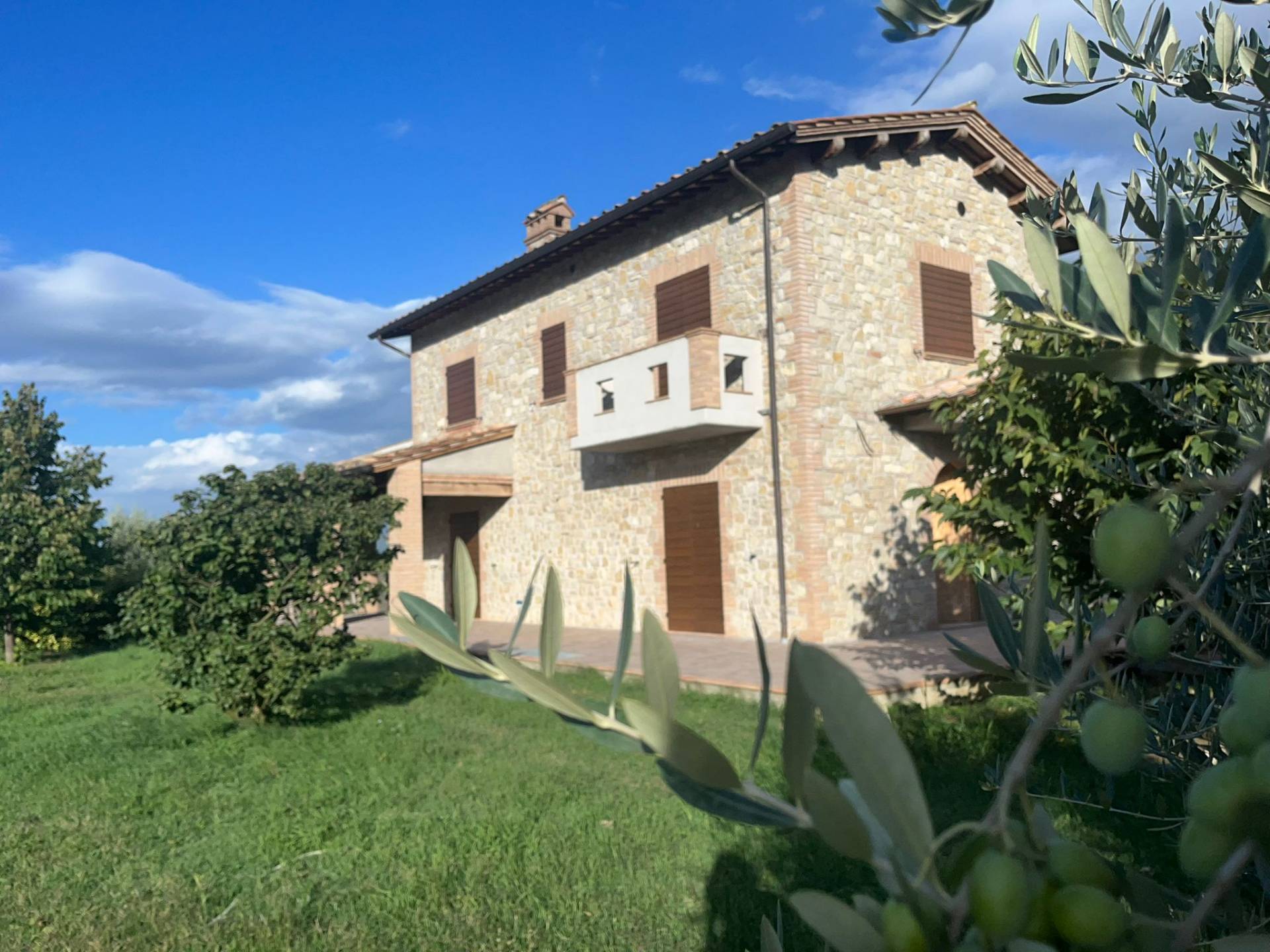 Casale in vendita a Marsciano, Schiavo