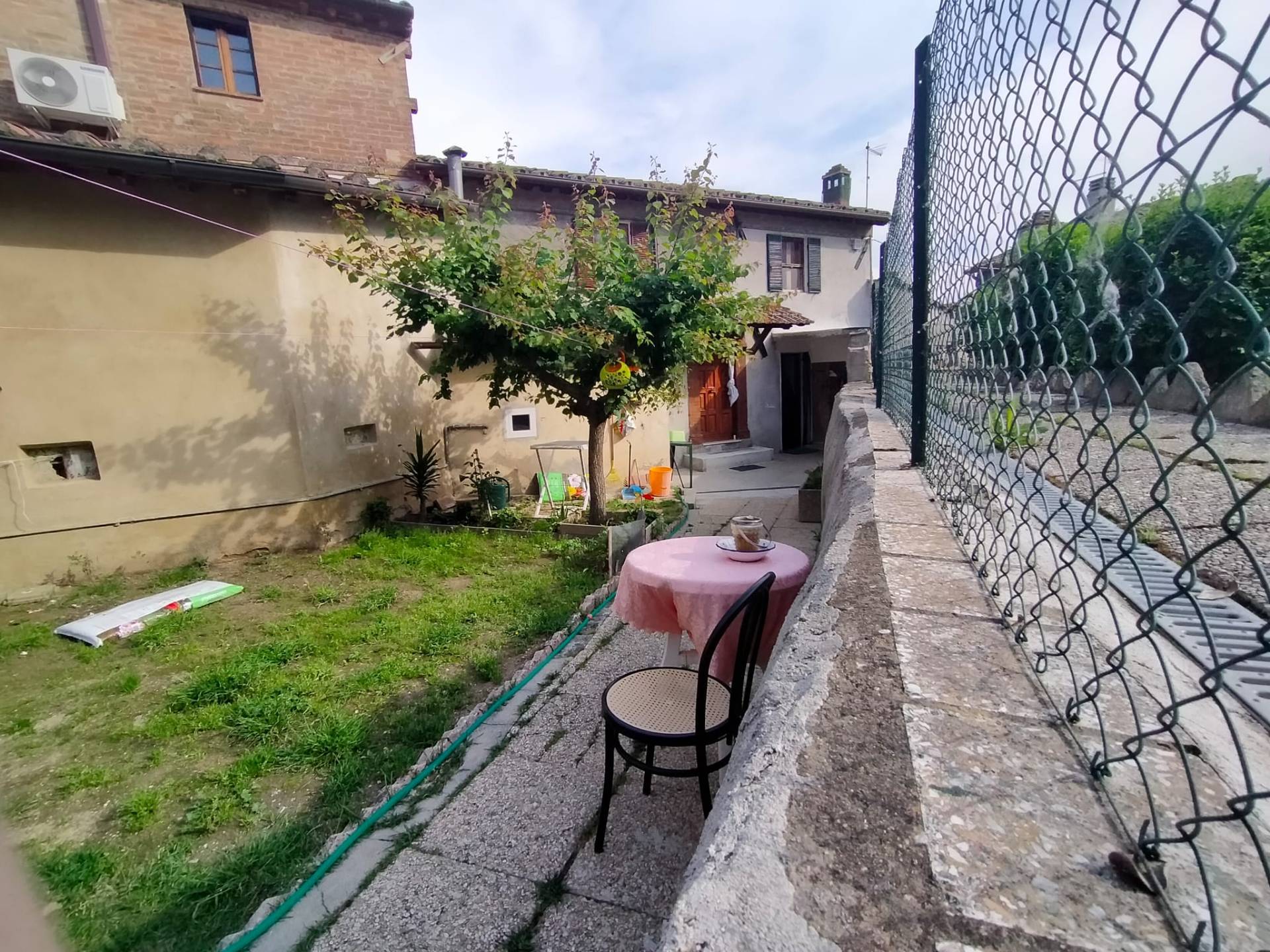 Abitazione Semindipendente in vendita a Marsciano, Castello delle Forme