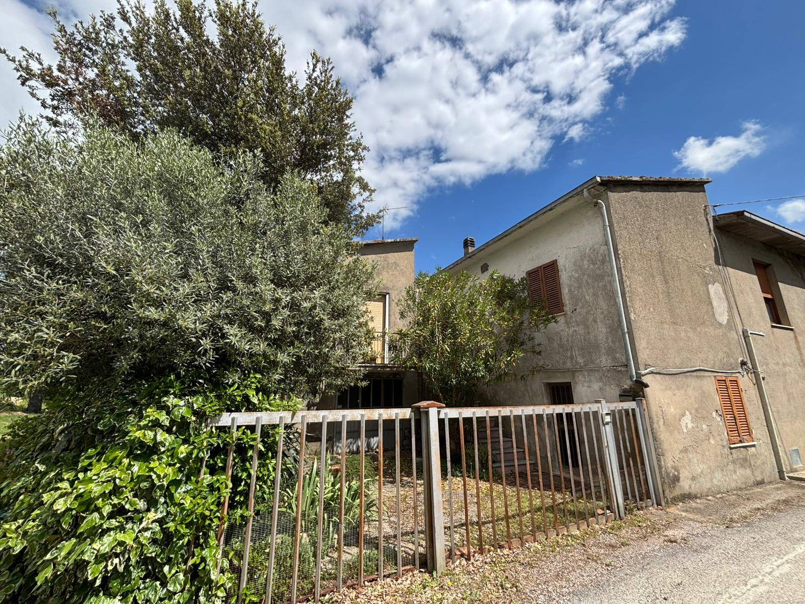 Abitazione Semindipendente in vendita a Fratta Todina