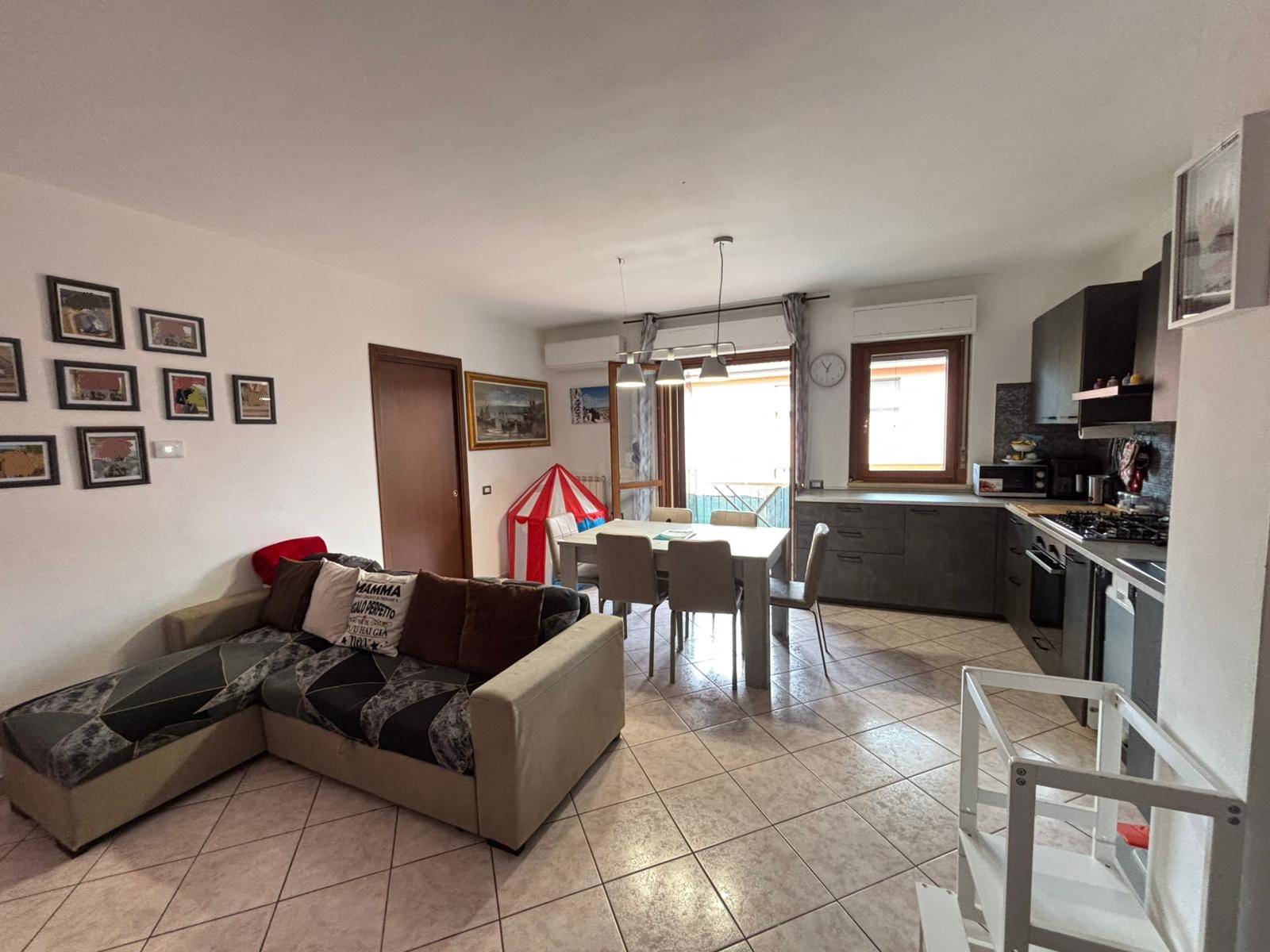 Appartamento in vendita a Marsciano, Via Larga