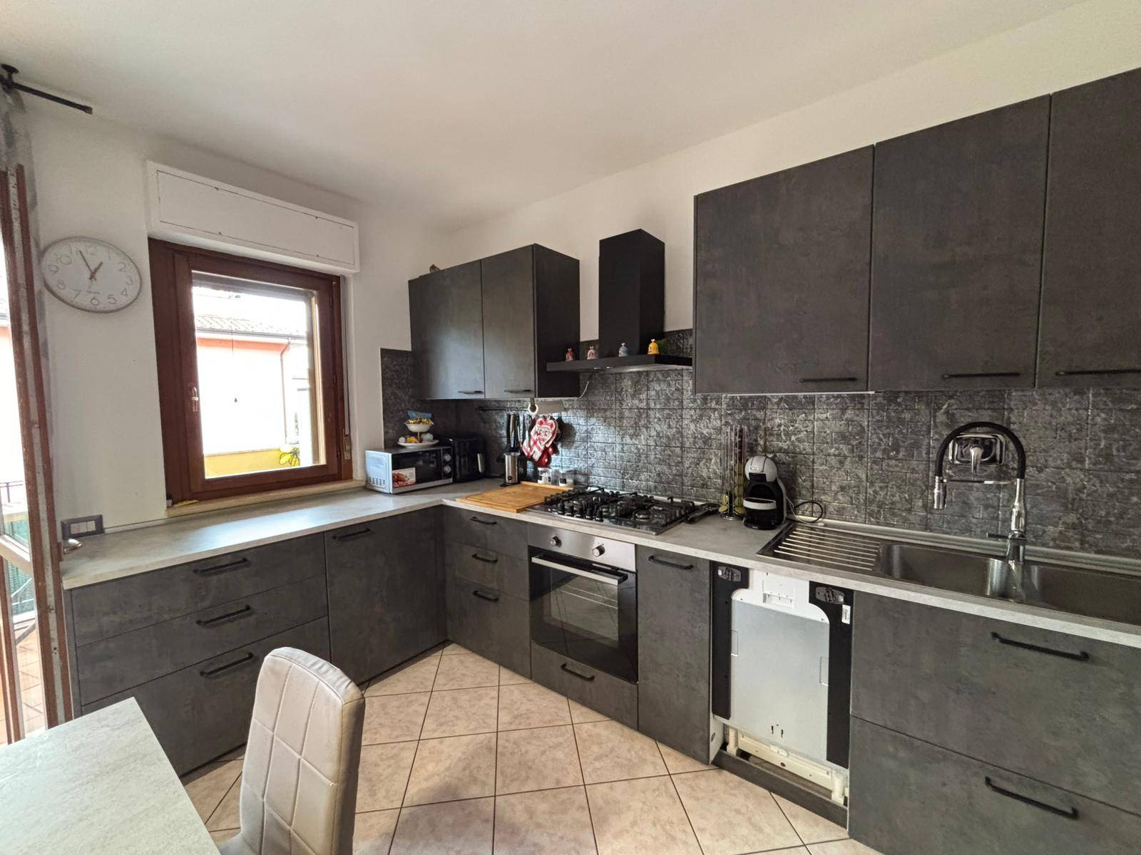 Appartamento in vendita a Marsciano, Via Larga