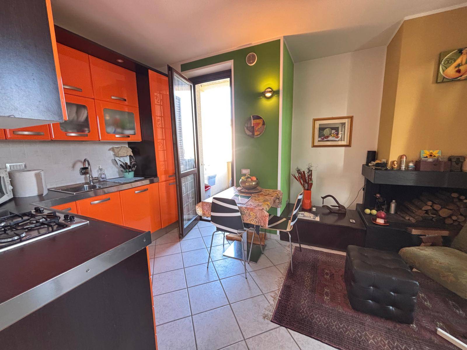 Appartamento in vendita a Marsciano, Via Larga