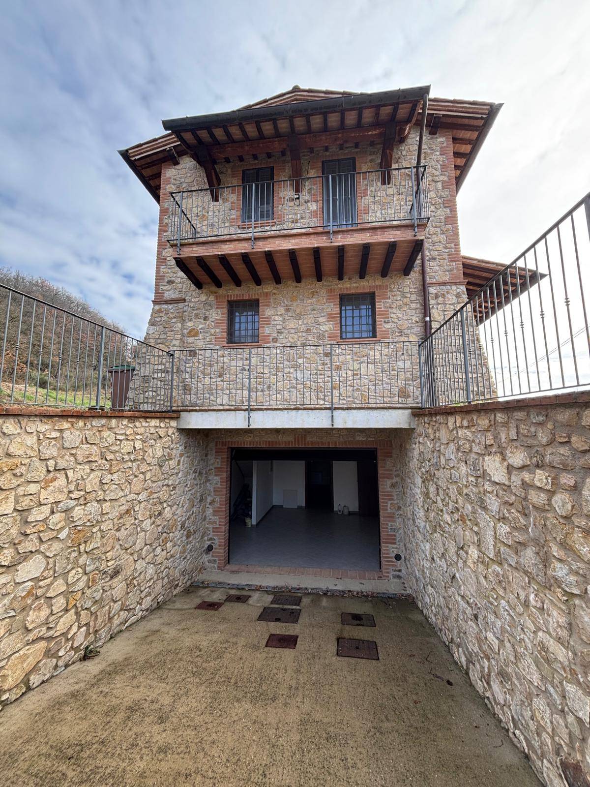 Villa in vendita a Collazzone, Collepepe