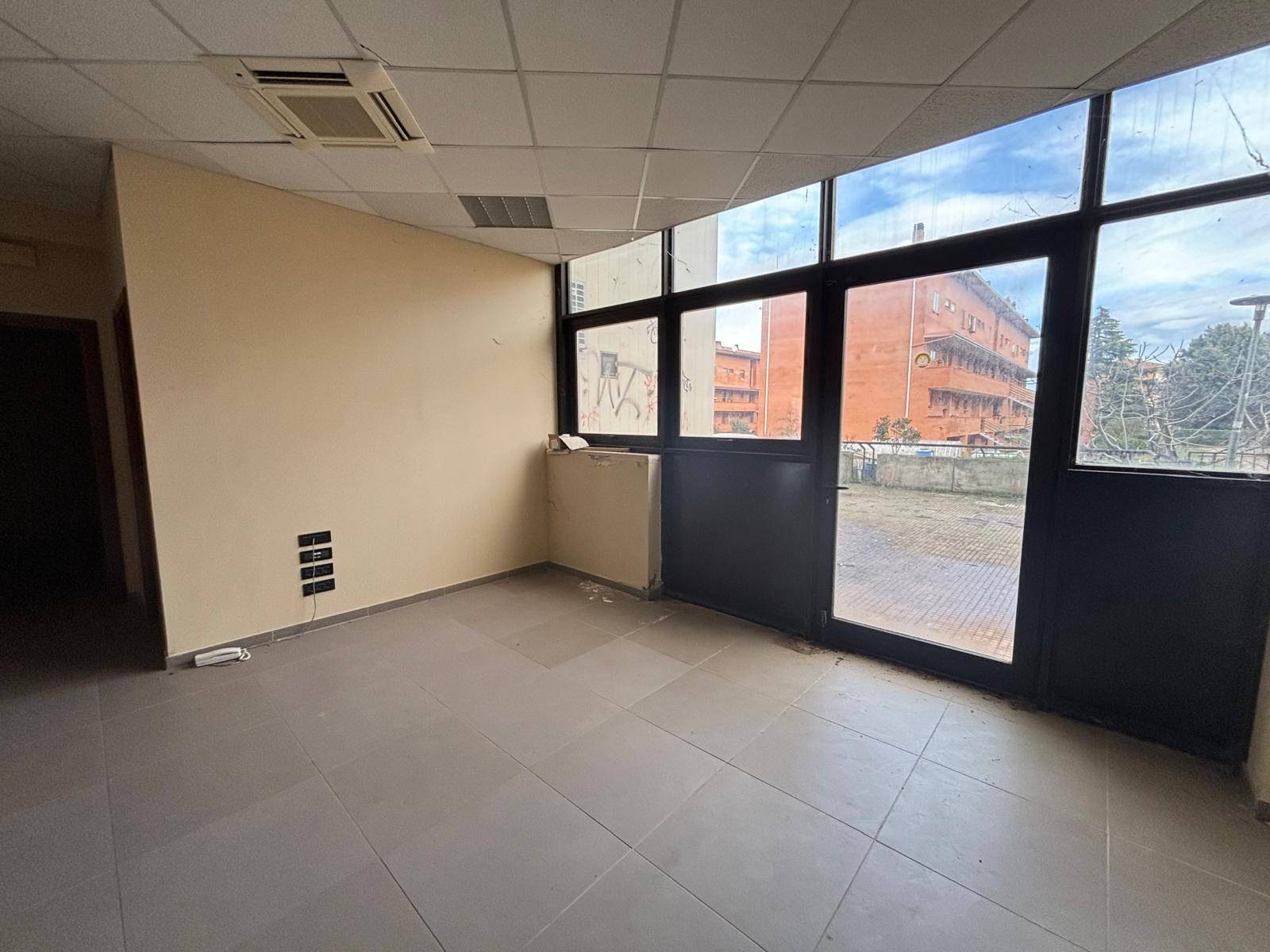 Studio/Ufficio in vendita a Marsciano, Via Larga