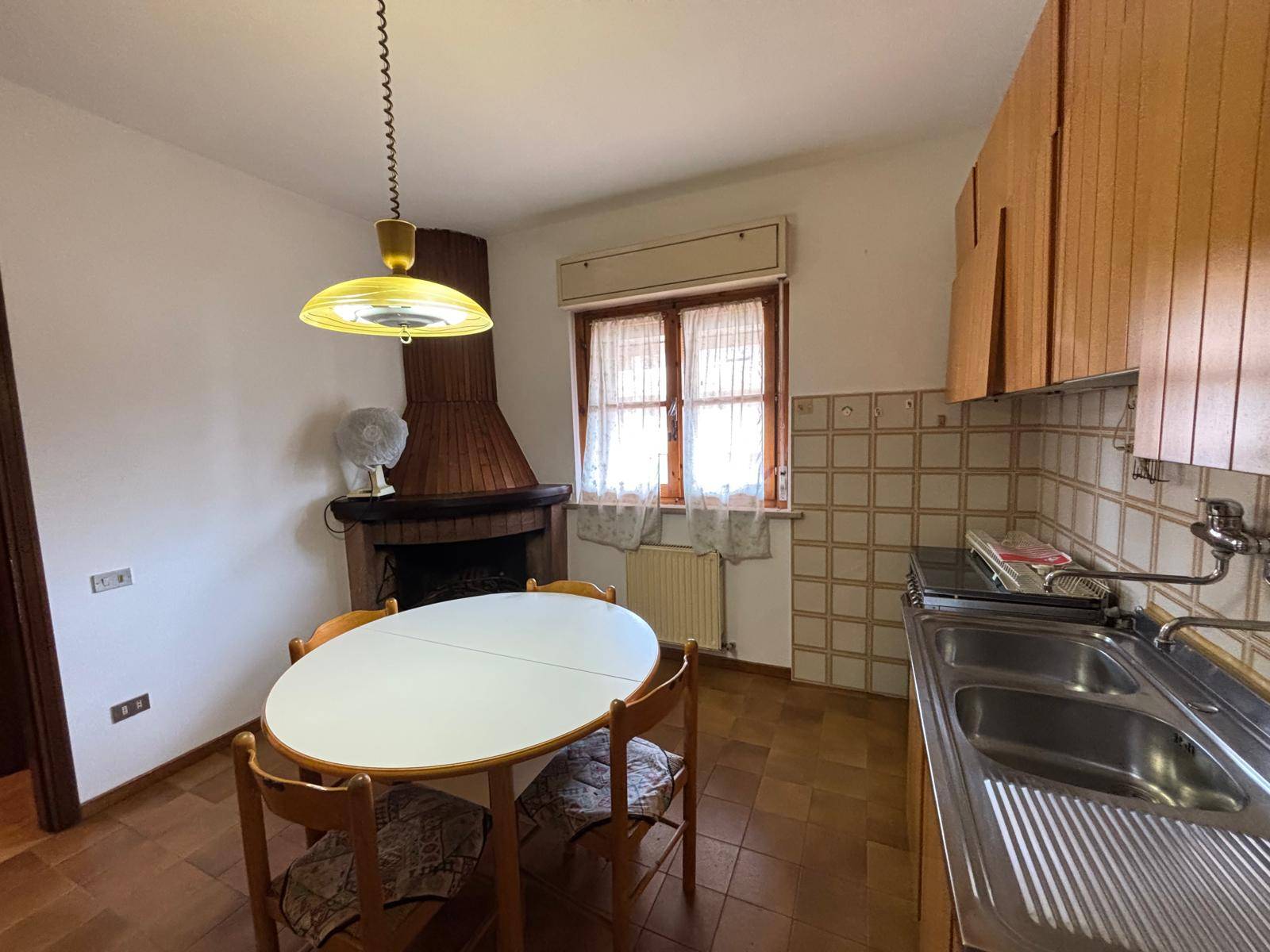 Appartamento in vendita a Marsciano, Via Larga