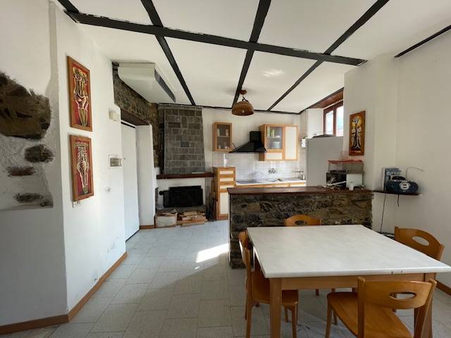 Appartamento in vendita a Valbrona