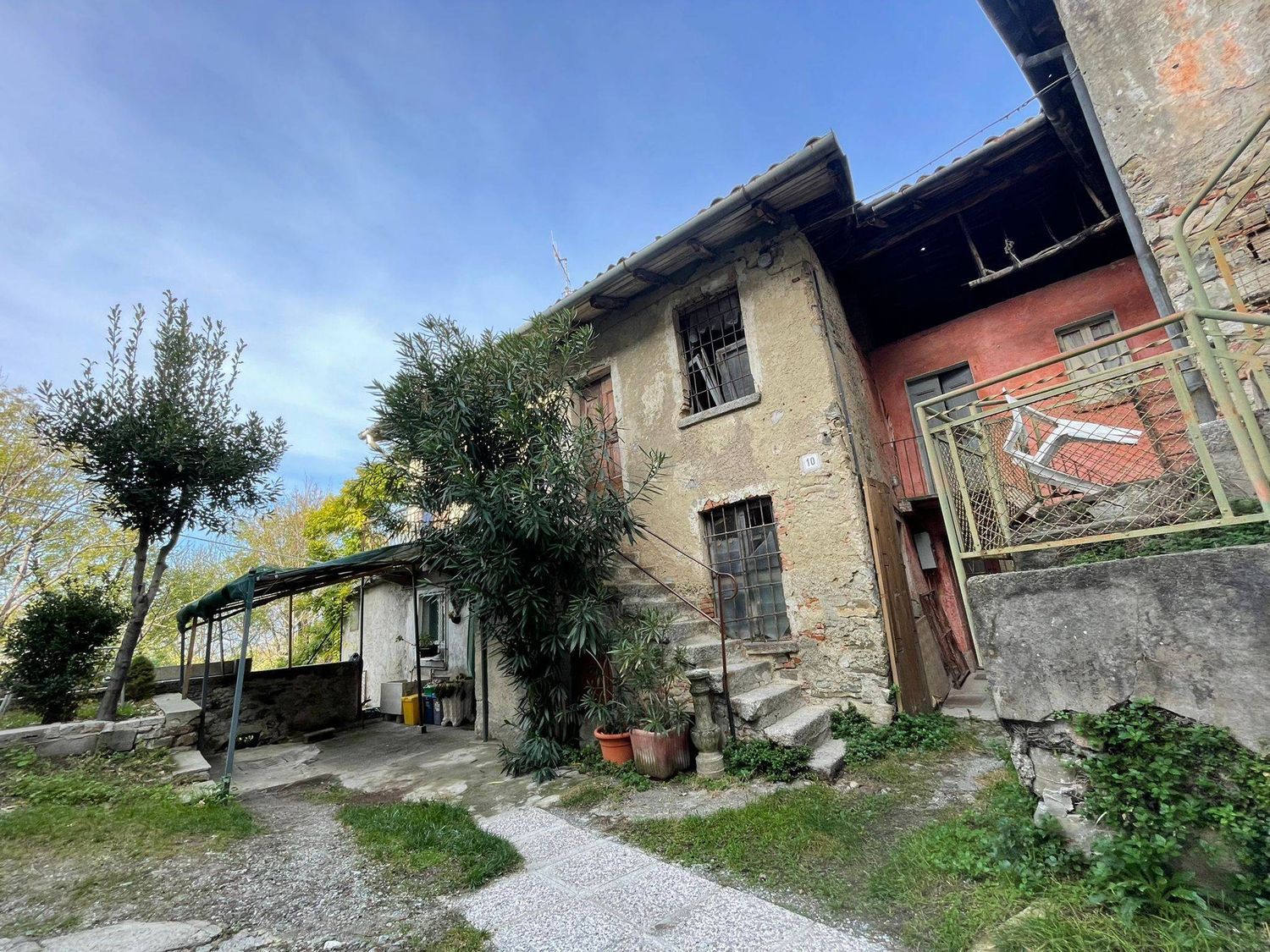 Rustico in vendita a Galbiate