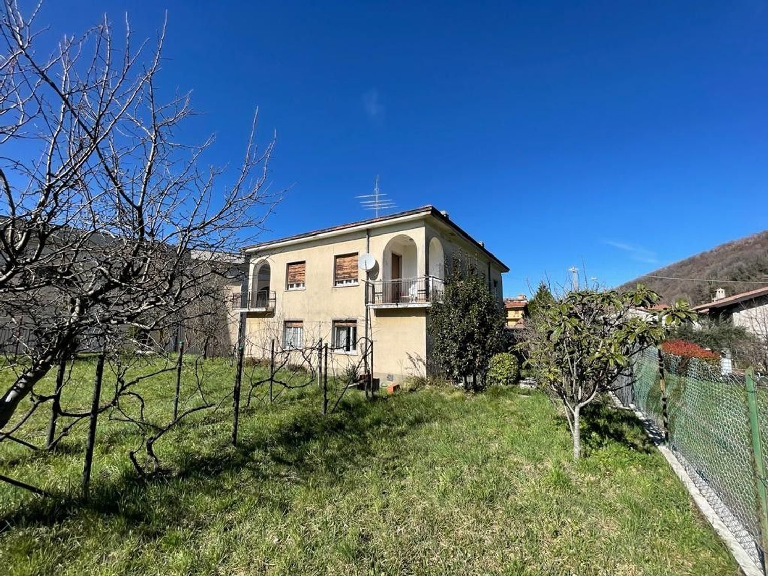 Villa in vendita a Colle Brianza