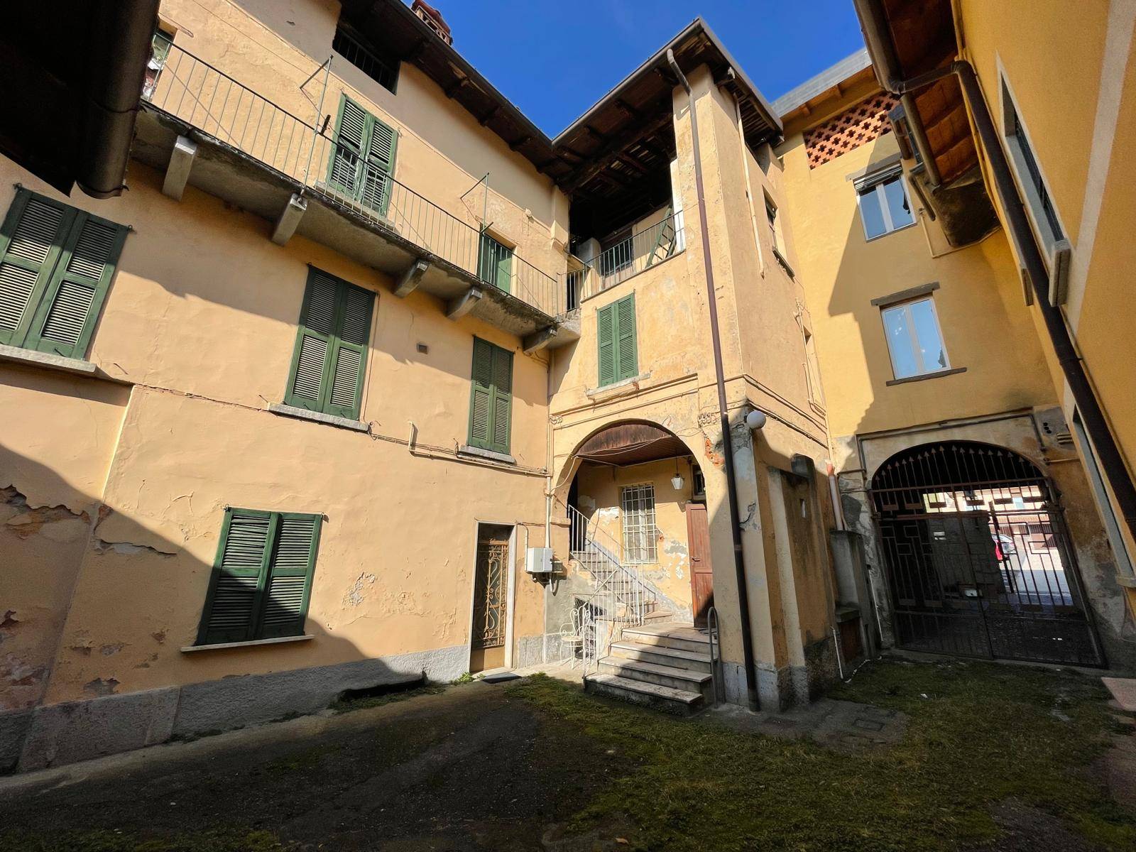 Appartamento in vendita a Oggiono