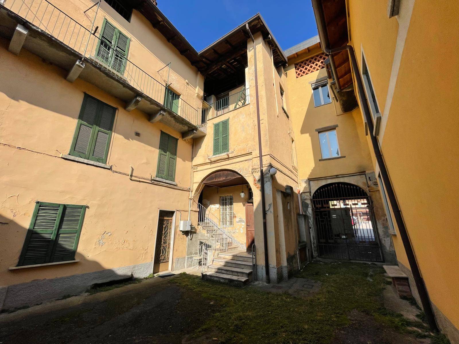 Appartamento in vendita a Oggiono