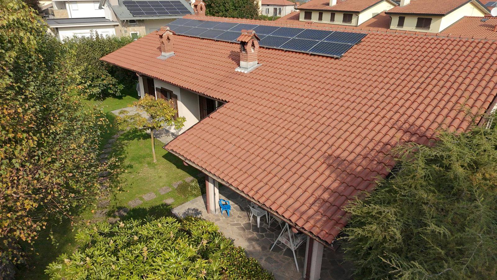 Villa in vendita a Barzago