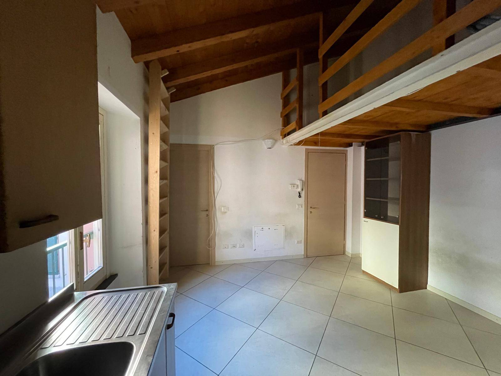 Appartamento in vendita a Galbiate