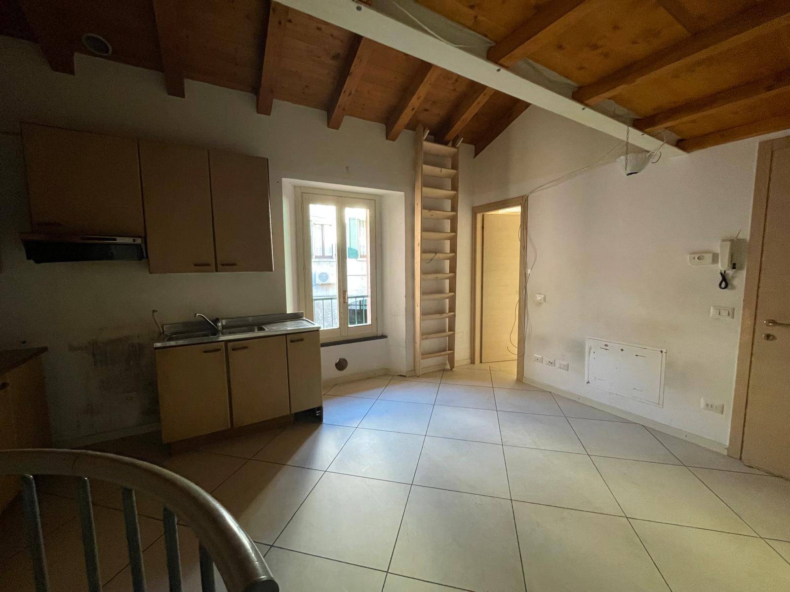 Appartamento in vendita a Galbiate